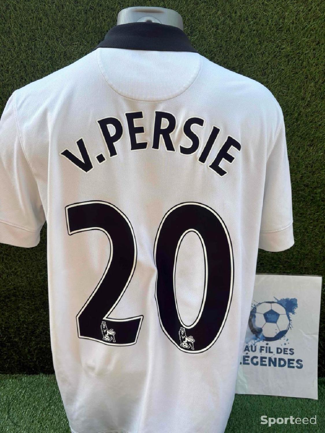 Maillot Van Persie Manchester United Très bon état Nike reconditionné disponible sur Sporteed