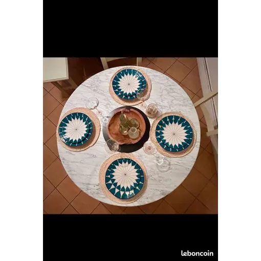 Maison Sarah Lavoine Table ronde Riviera Marbre Blanc Bon état reconditionné disponible sur Rakuten