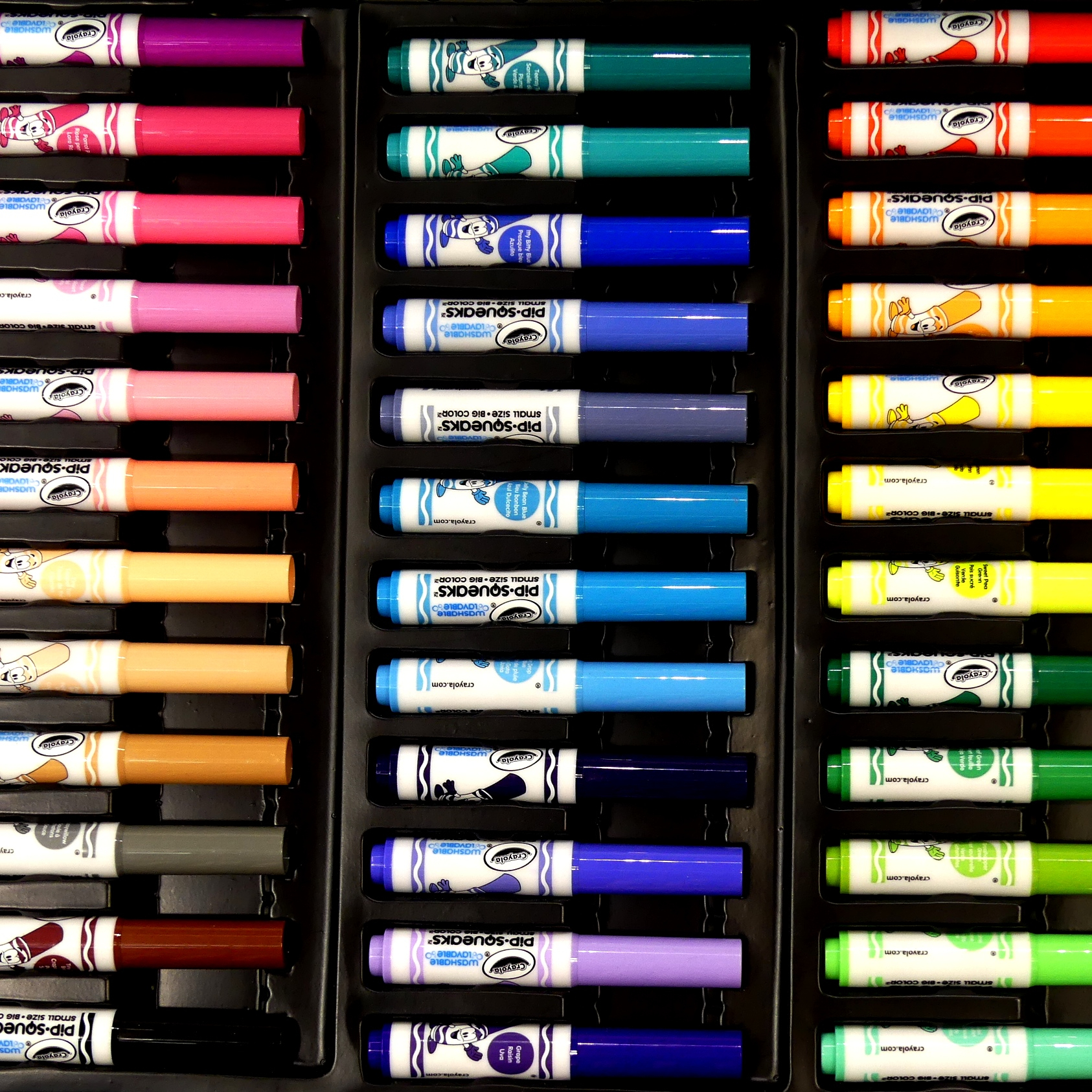 Voir photo 3 de Malette de l'artiste - Crayola - 100+ pièces Malette de l'artiste - Crayola - 100+ pièces Très bon état reconditionné photo 3