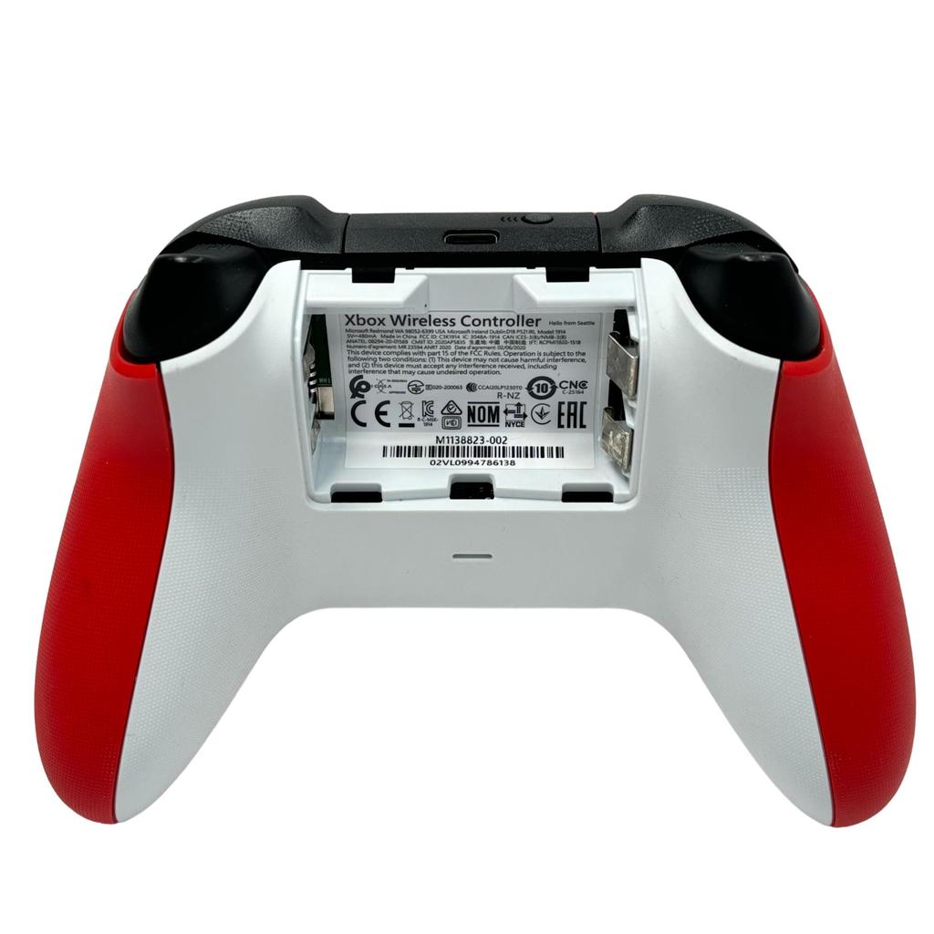 Voir photo 3 de Manette Xbox One X/S / Xbox Series X/S / PC Microsoft Xbox One | Dero Manette Xbox One X/S / Xbox Series X/S / PC Microsoft Xbox One Reconditionné Microsoft reconditionné photo 3 | Dero