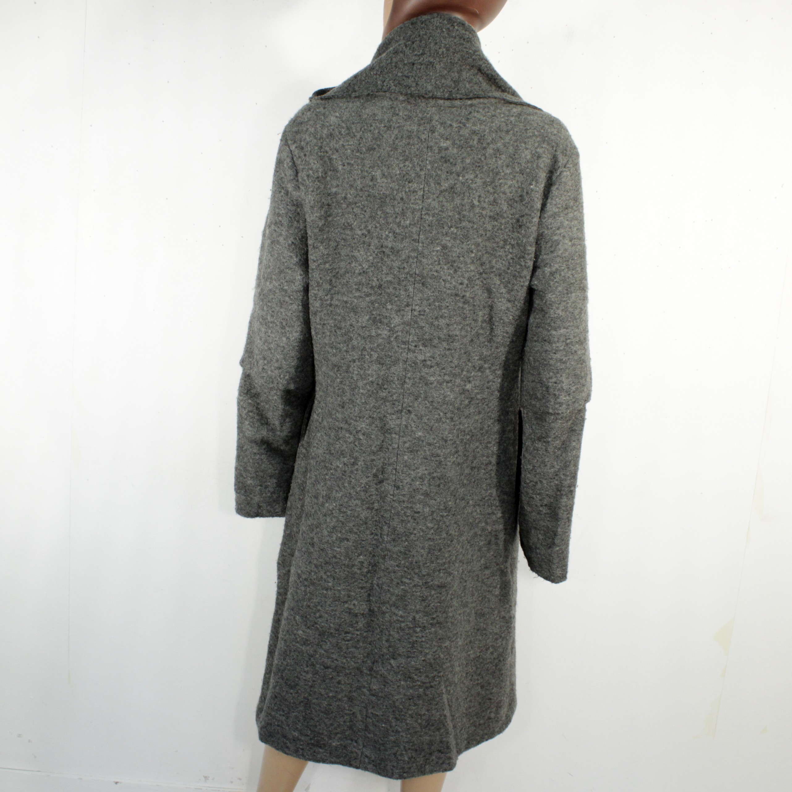 Voir photo 3 de Manteau Femme Gris BELLOCOTON Taille 3 Manteau Femme Gris BELLOCOTON Taille 3 Bon état reconditionné photo 3