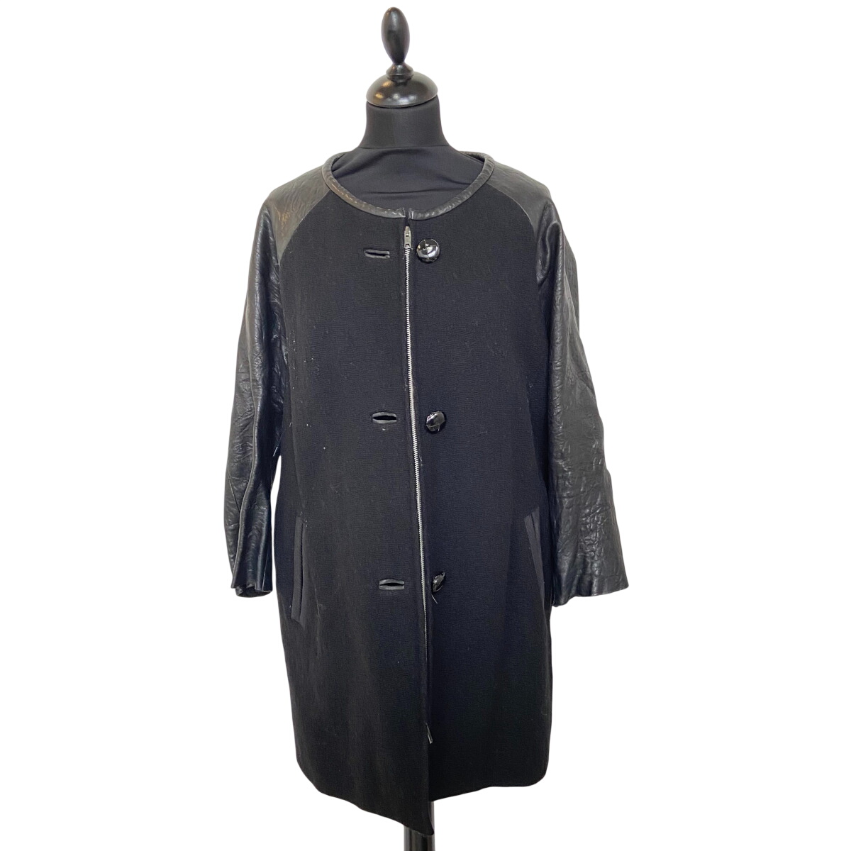 Manteau Isabel Marant T.2 Bon état - 34,30 € Manteau Isabel Marant T.2 Bon état reconditionné disponible sur Label Emmaüs