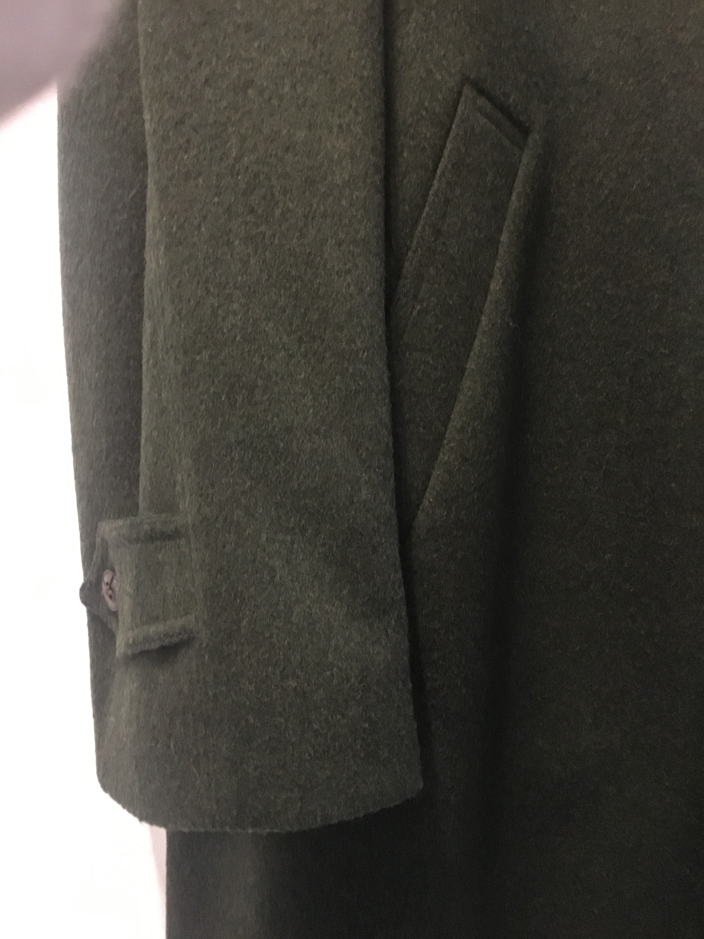Voir photo 2 de MANTEAU véritable Loden tyrolien de couleur verte de la marque "Steinach" - Taille 54. MANTEAU véritable Loden tyrolien de couleur verte de la marque "Steinach" - Taille 54. Très bon état reconditionné photo 2