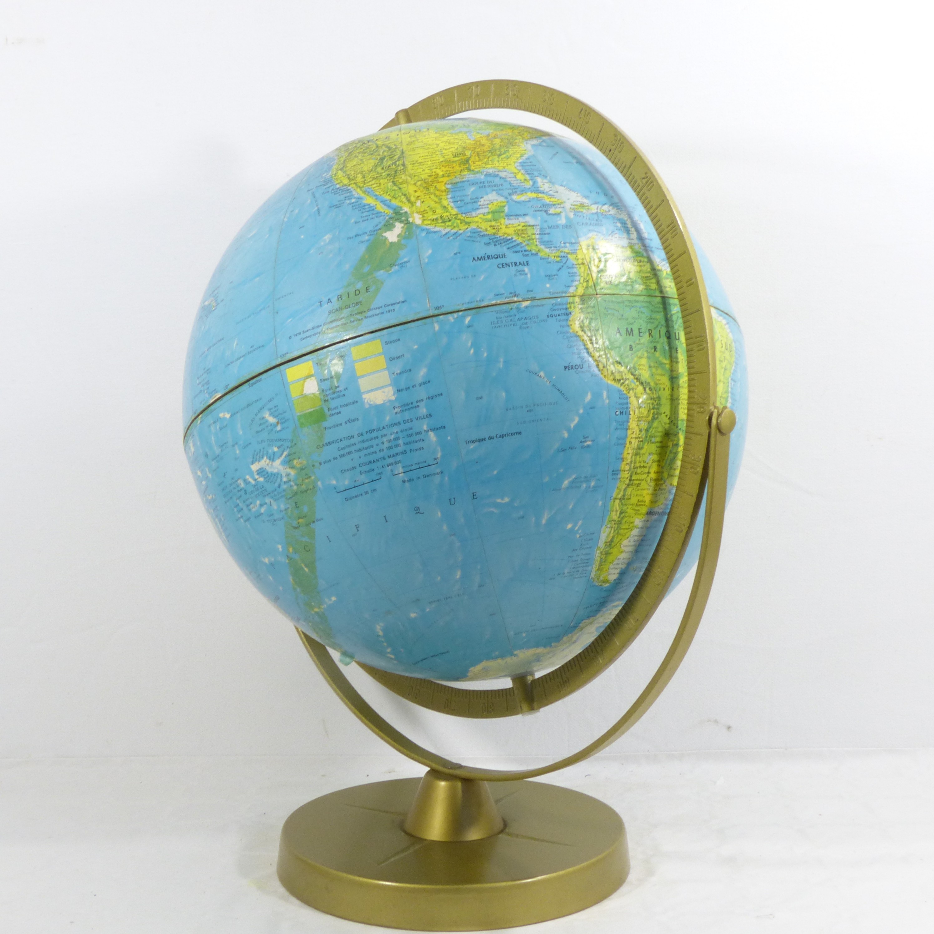 Voir photo 8 de Mappemonde / Globe terrestre en métal doré - Scan Globe, Années 70 Mappemonde / Globe terrestre en métal doré - Scan Globe, Années 70 Bon état reconditionné photo 8