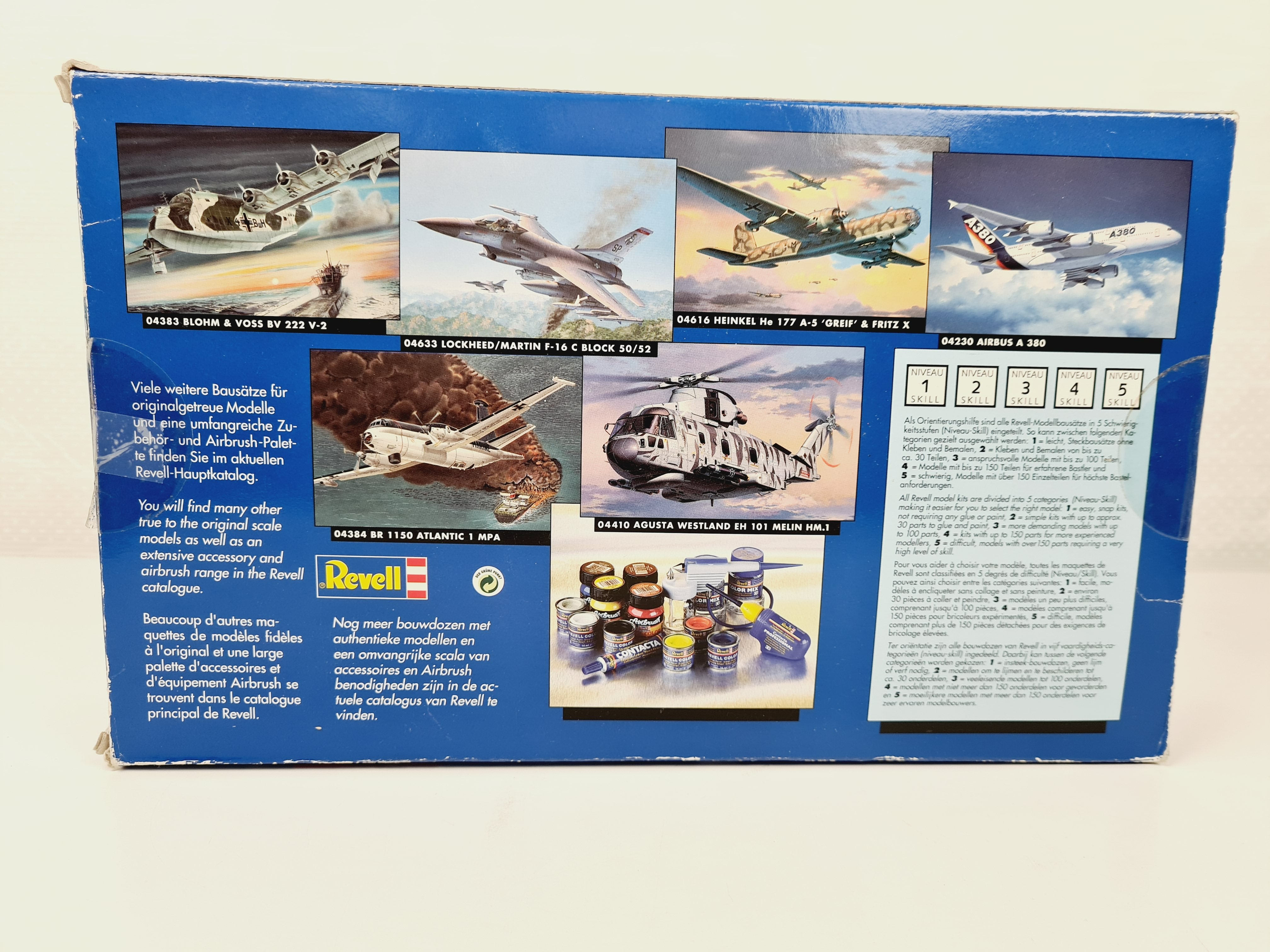 Voir photo 3 de Maquette d'avion - Hélicoptère EC-135 Air Zermatt - 1/32 échelle - Revell Maquette d'avion - Hélicoptère EC-135 Air Zermatt - 1/32 échelle - Revell Parfait état reconditionné photo 3