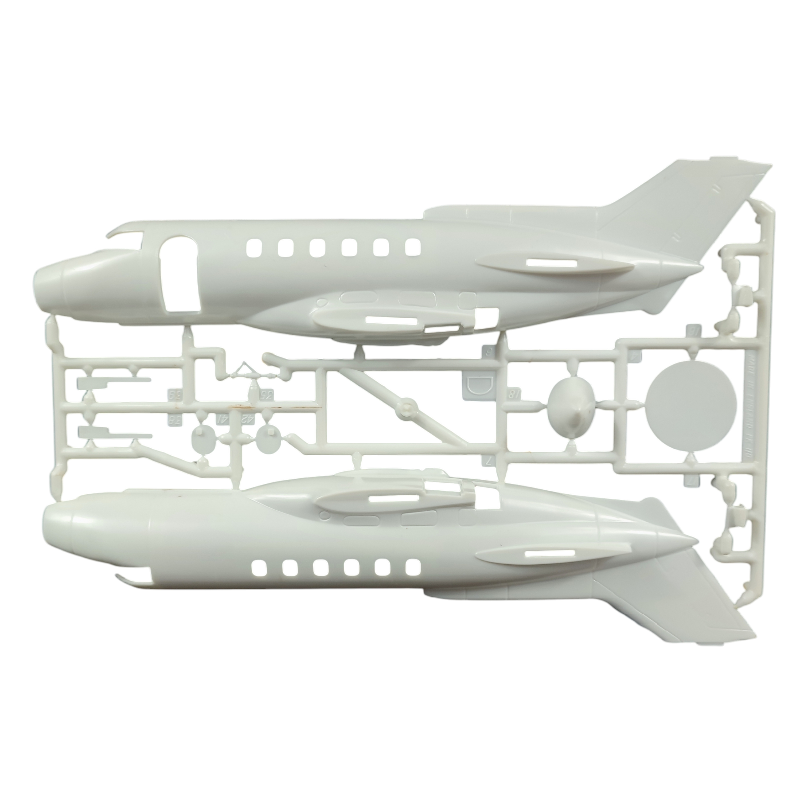 Voir photo 5 de Maquette de 1983 Matchbook Hawker Siddeley 125/600 modèle "PK-110" Complet Maquette de 1983 Matchbook Hawker Siddeley 125/600 modèle "PK-110" Complet Bon état reconditionné photo 5
