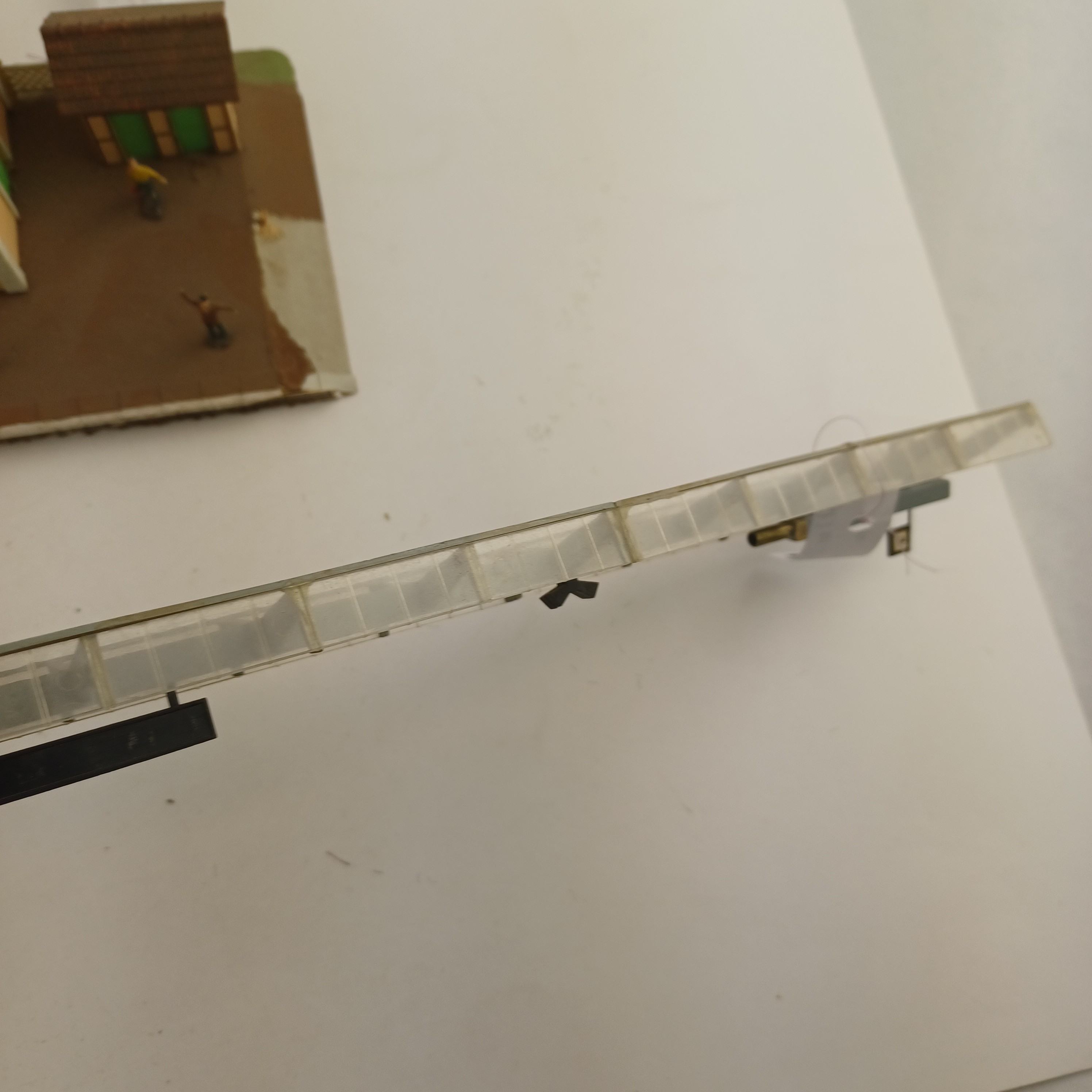 Voir photo 13 de Maquette de modélisme d'une gare de Neuvy de 36x12 cm Maquette de modélisme d'une gare de Neuvy de 36x12 cm Très bon état reconditionné photo 13