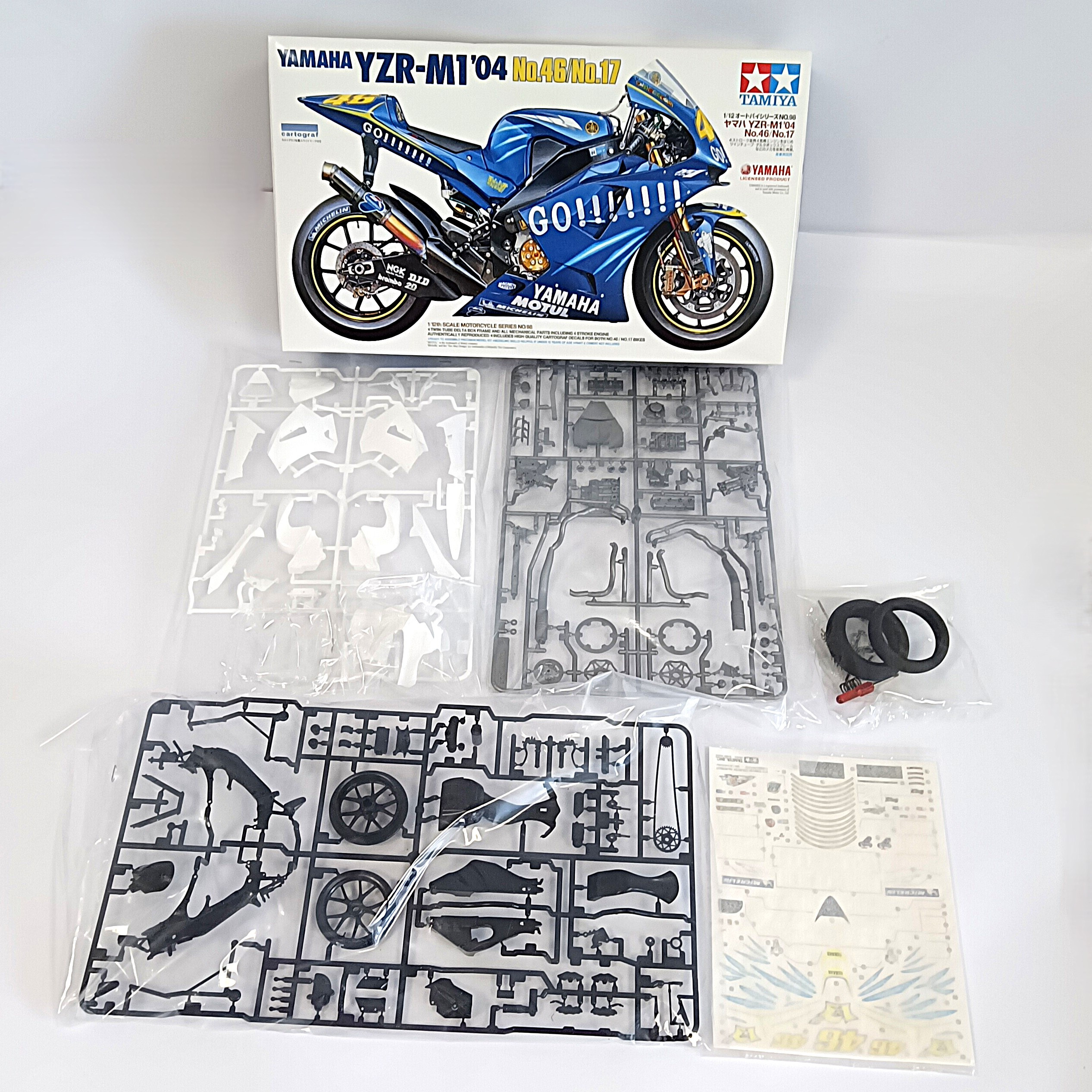 Voir photo 2 de Maquette moto Yamaha YZR‑M1 2004 Tamiya 1/12 No.46 No.17 en boîte Maquette moto Yamaha YZR‑M1 2004 Tamiya 1/12 No.46 No.17 en boîte Très bon état reconditionné photo 2