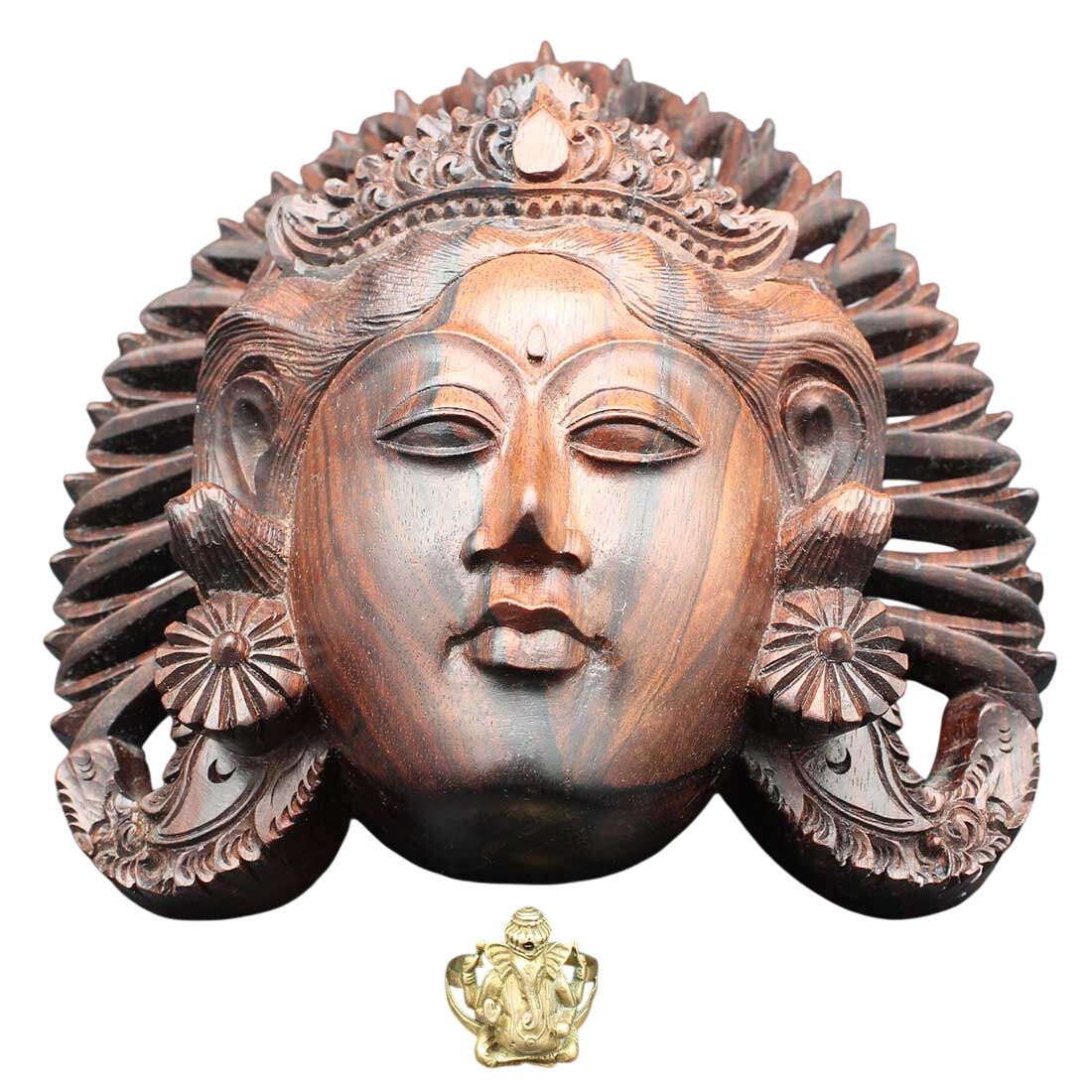 Masque en bois balinais Très bon état - 55,00 € Masque en bois balinais Très bon état reconditionné disponible sur Label Emmaüs