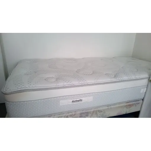 Matelas Dunlopillo L'Eternité en latex 90 x 190 Bon état - 200,00 € Matelas Dunlopillo L'Eternité en latex 90 x 190 Bon état reconditionné disponible sur Rakuten