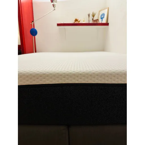 Matelas emma 140x200 Bon état reconditionné disponible sur Rakuten