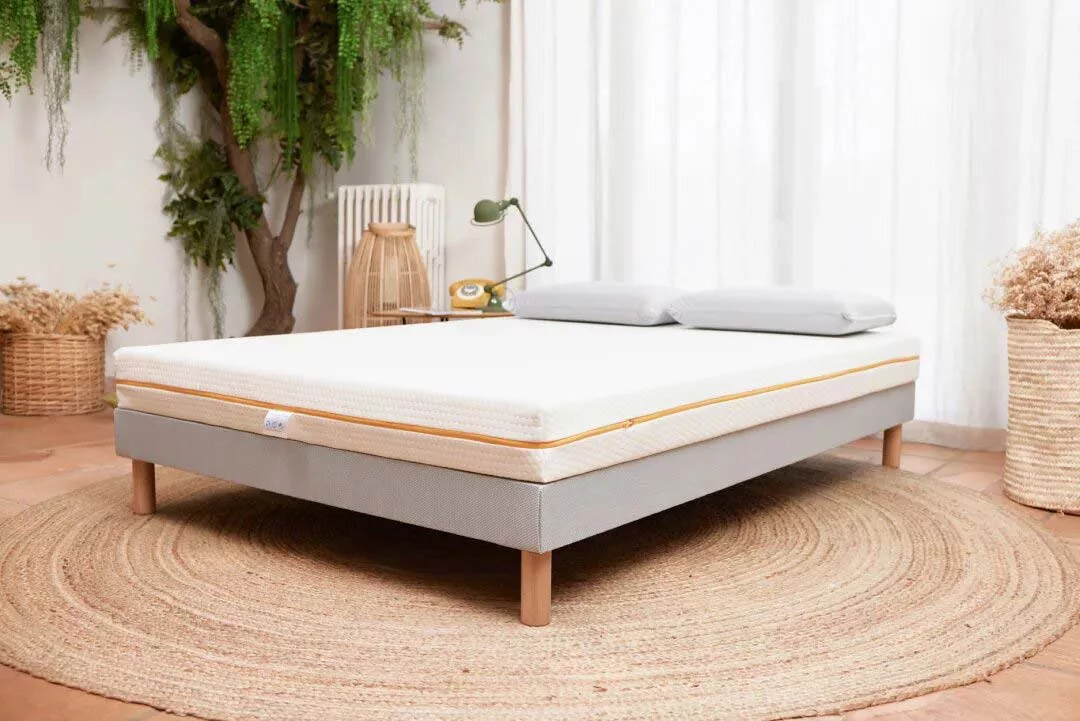 Matelas mousse haute densité - l'Universel Reconditionné Ecomatelas reconditionné disponible sur Ecomatelas