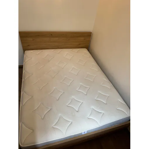 Matelas Simmons 160x200 Bon état reconditionné disponible sur Rakuten