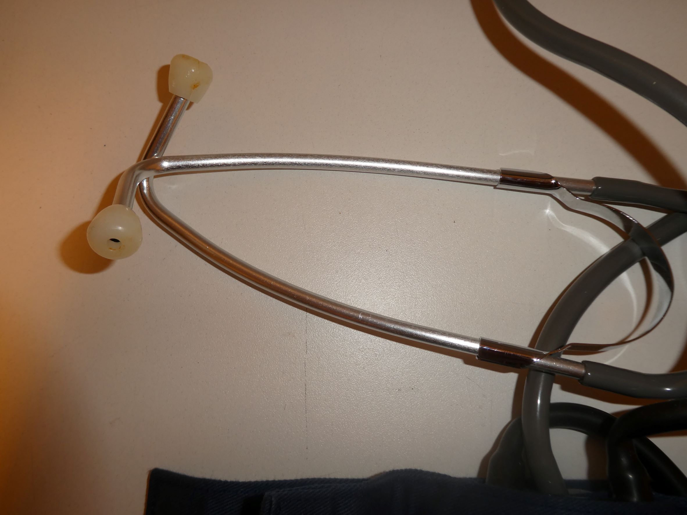 Voir photo 7 de Matériel médical de mesure de tension Matériel médical de mesure de tension État correct reconditionné photo 7