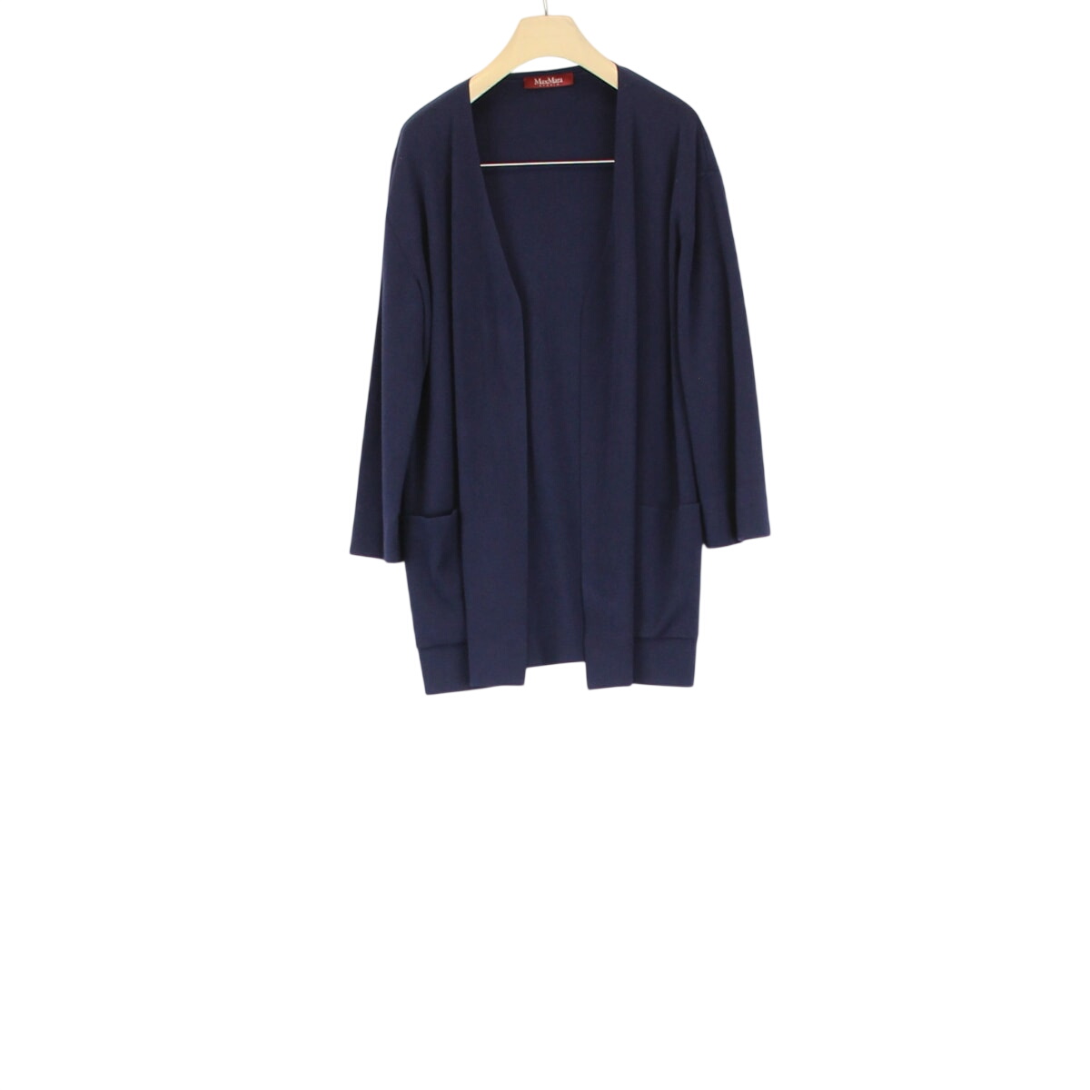 Max mara - gilet en synthétique - taille L Très bon état - 28,00 € Max mara - gilet en synthétique - taille L Très bon état reconditionné disponible sur Label Emmaüs