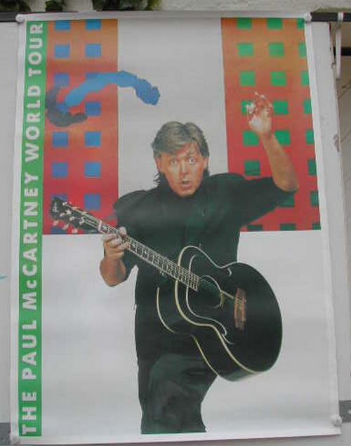 Mc Cartney Paul - 61x85 cm - AFFICHE / POSTER État correct N/A reconditionné disponible sur Fnac