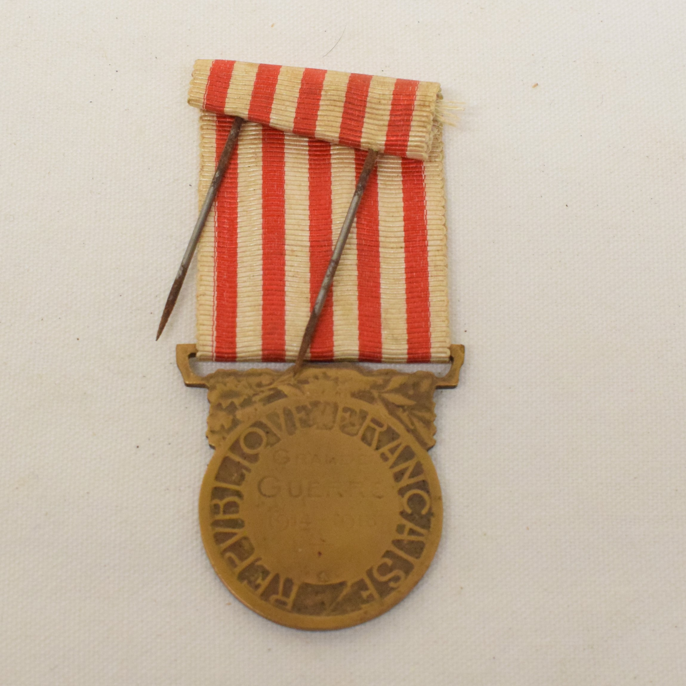 Voir photo 3 de Médaille militaire Grande Guerre 1914-1918 Médaille militaire Grande Guerre 1914-1918 État correct reconditionné photo 3