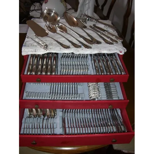 Menagere occasion - 2000,00 € Menagere occasion reconditionné disponible sur Rakuten