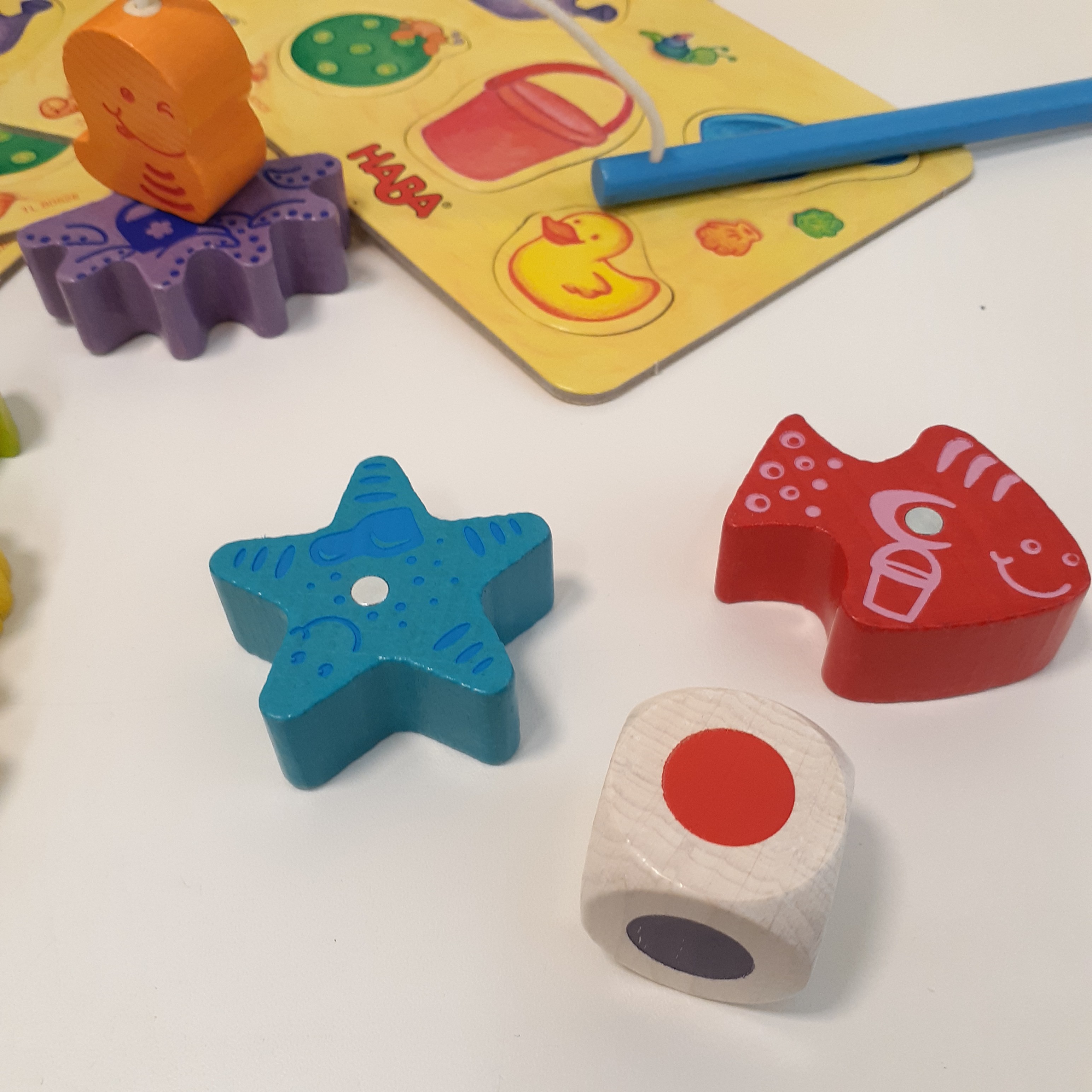 Voir photo 4 de Mes premiers jeux - Ma première pêche - HABA - Dès 2 ans Mes premiers jeux - Ma première pêche - HABA - Dès 2 ans Très bon état reconditionné photo 4