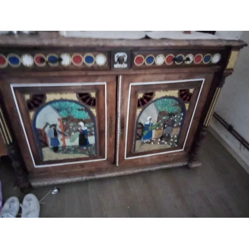 Meuble De Salon,Table Basses, Armoire,Une Table De 8 Personnes Bon état reconditionné disponible sur Rakuten