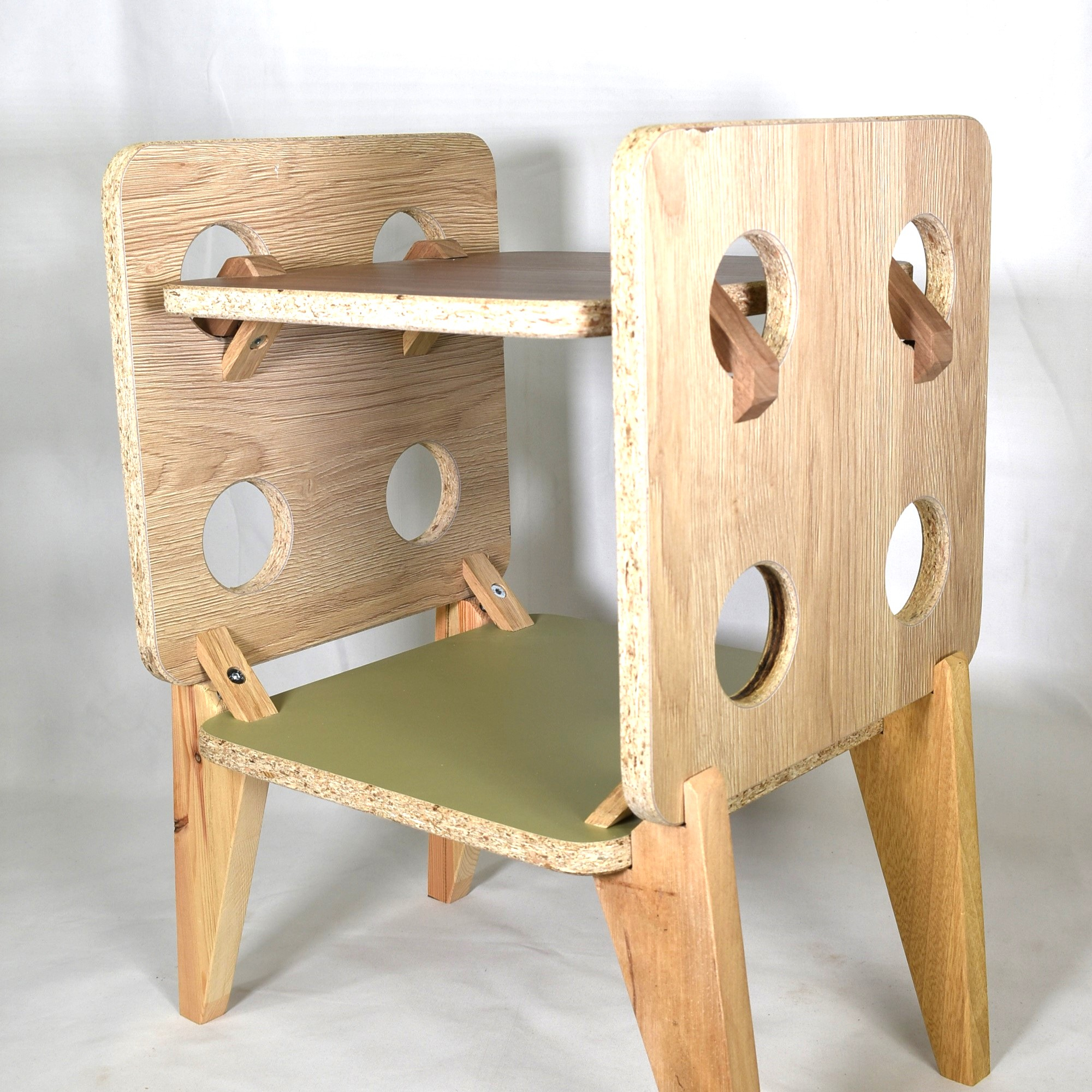Voir photo 2 de Meuble "Pépite" : table de chevet "le Cube" Meuble "Pépite" : table de chevet "le Cube" Parfait état reconditionné photo 2
