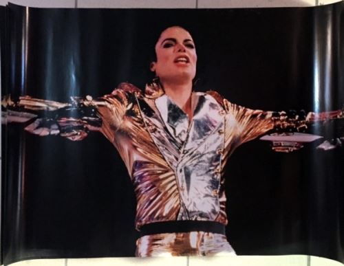 Michael JACKSON - 60x80 cm - AFFICHE / POSTER État correct N/A reconditionné disponible sur Fnac