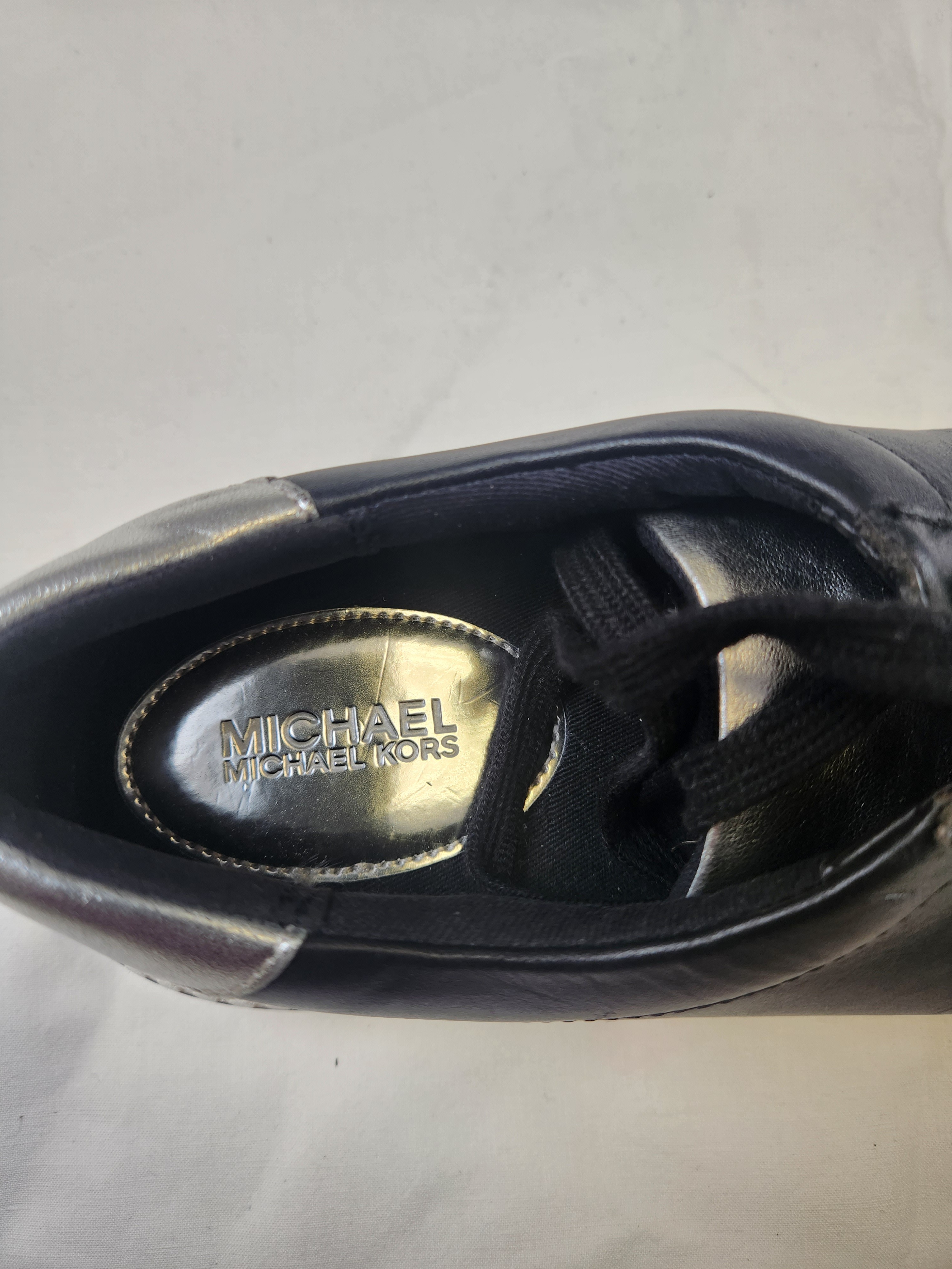 Voir photo 6 de Michael kors – baskets noir en toile – pointure 39 (estimé) Michael kors – baskets noir en toile – pointure 39 (estimé) Très bon état reconditionné photo 6