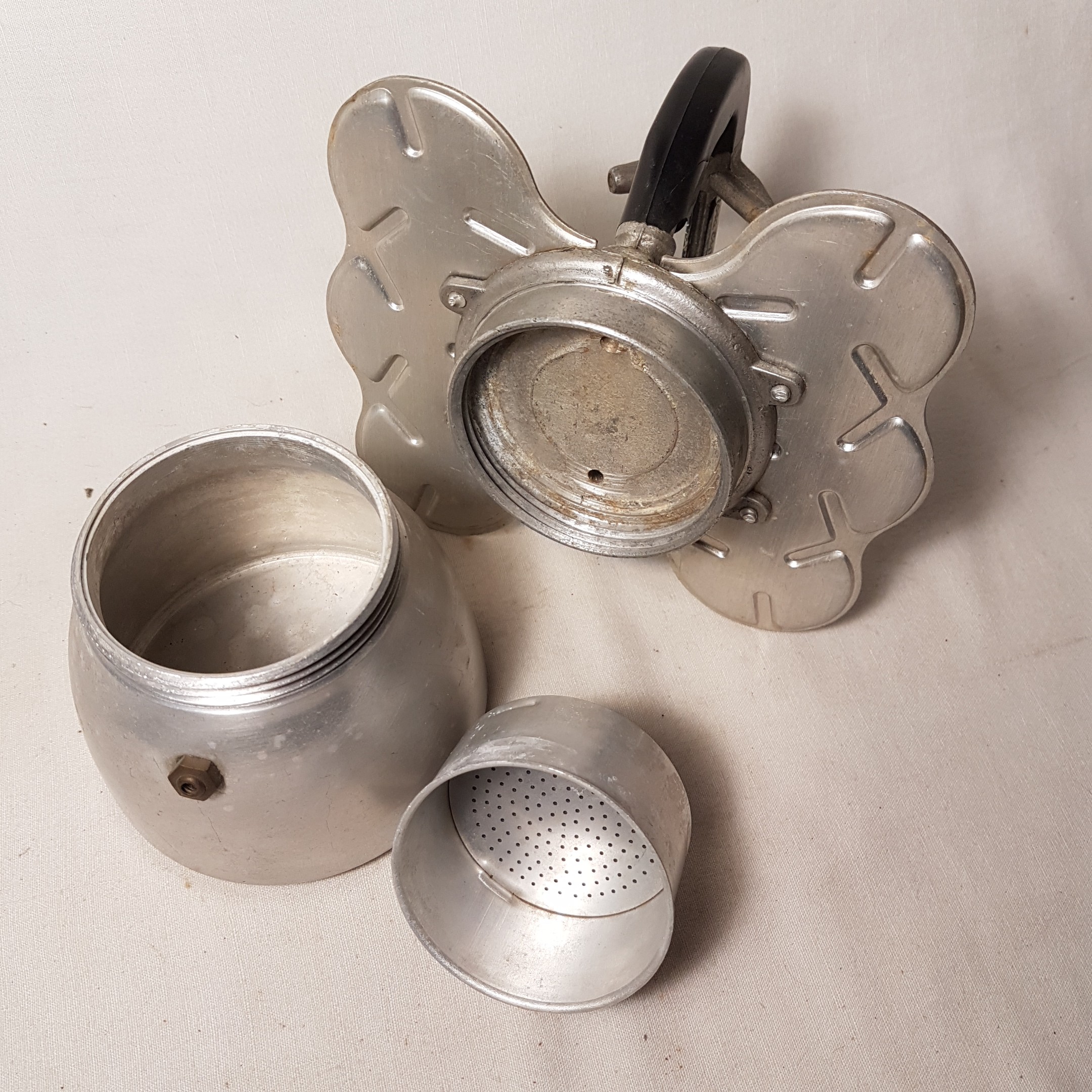 Voir photo 3 de Mini cafetière expresso 4 tasses Nova Espress Italie à nettoyer Mini cafetière expresso 4 tasses Nova Espress Italie à nettoyer État correct reconditionné photo 3