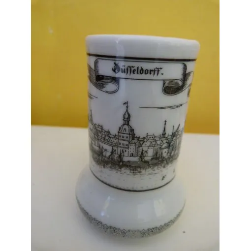 Mini Chope Tableau Dusseldorff Bon état reconditionné disponible sur Rakuten