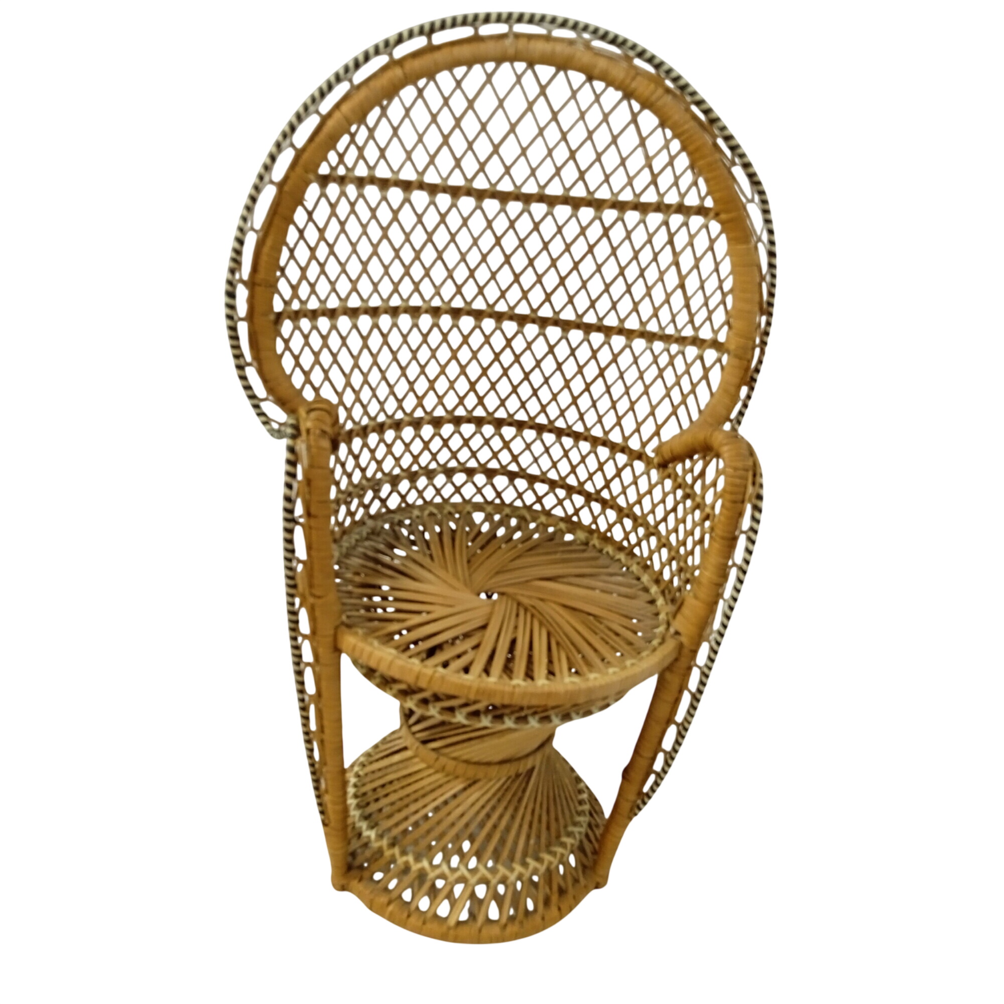 Mini Fauteuil Paon Support plante/poupée 40 cm en osier bohème Années 70s Très bon état - alternatives disponibles sur Dero Mini Fauteuil Paon Support plante/poupée 40 cm en osier bohème Années 70s Très bon état reconditionné (offre indisponible)
