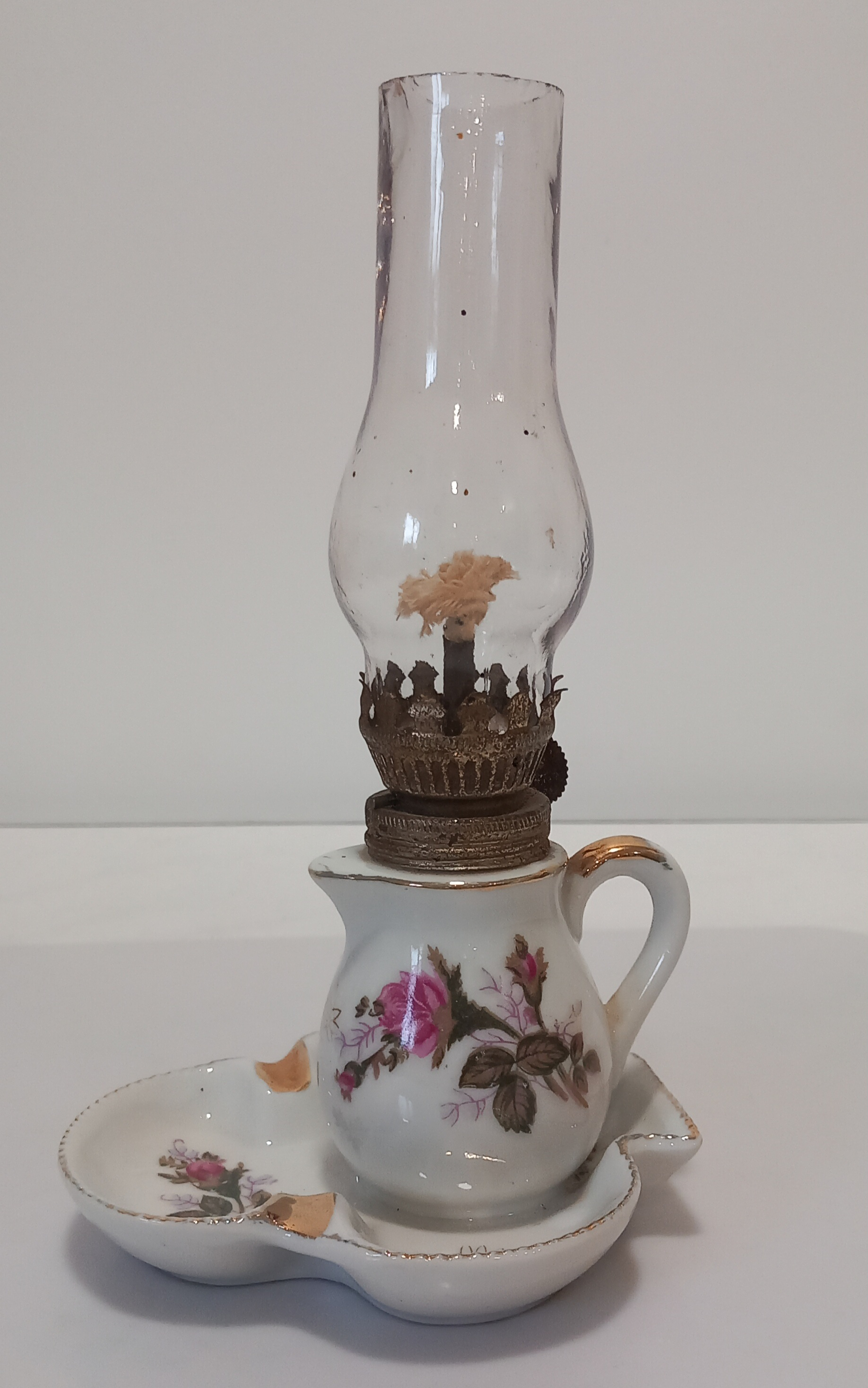 Mini lampe à Huile Vintage Bon état - 11,50 € Mini lampe à Huile Vintage Bon état reconditionné disponible sur Label Emmaüs