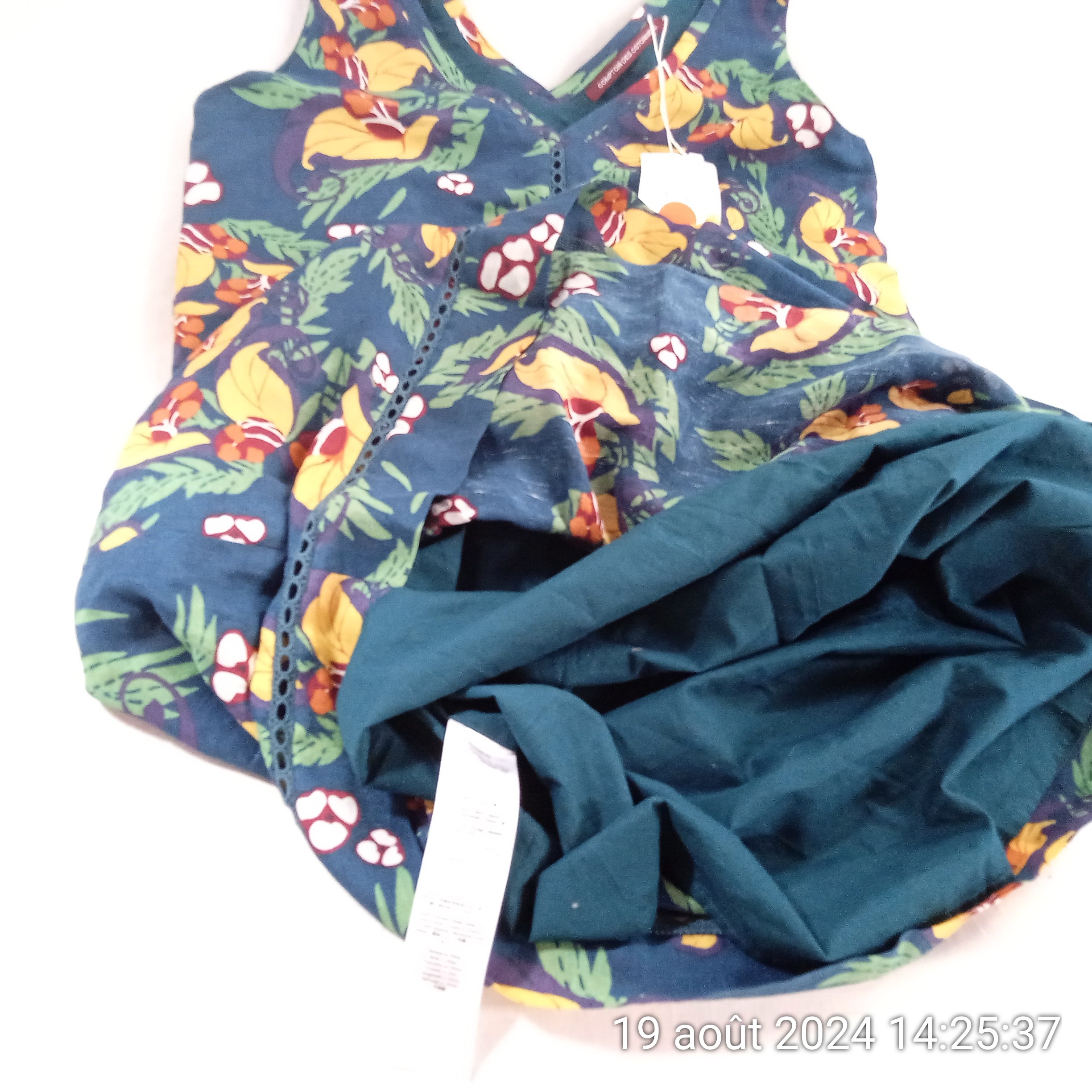 Voir photo 6 de Mini robe été en soie Comptoir des Cotonniers T.36 Neuf avec étiquette Mini robe été en soie Comptoir des Cotonniers T.36 Neuf avec étiquette Parfait état reconditionné photo 6