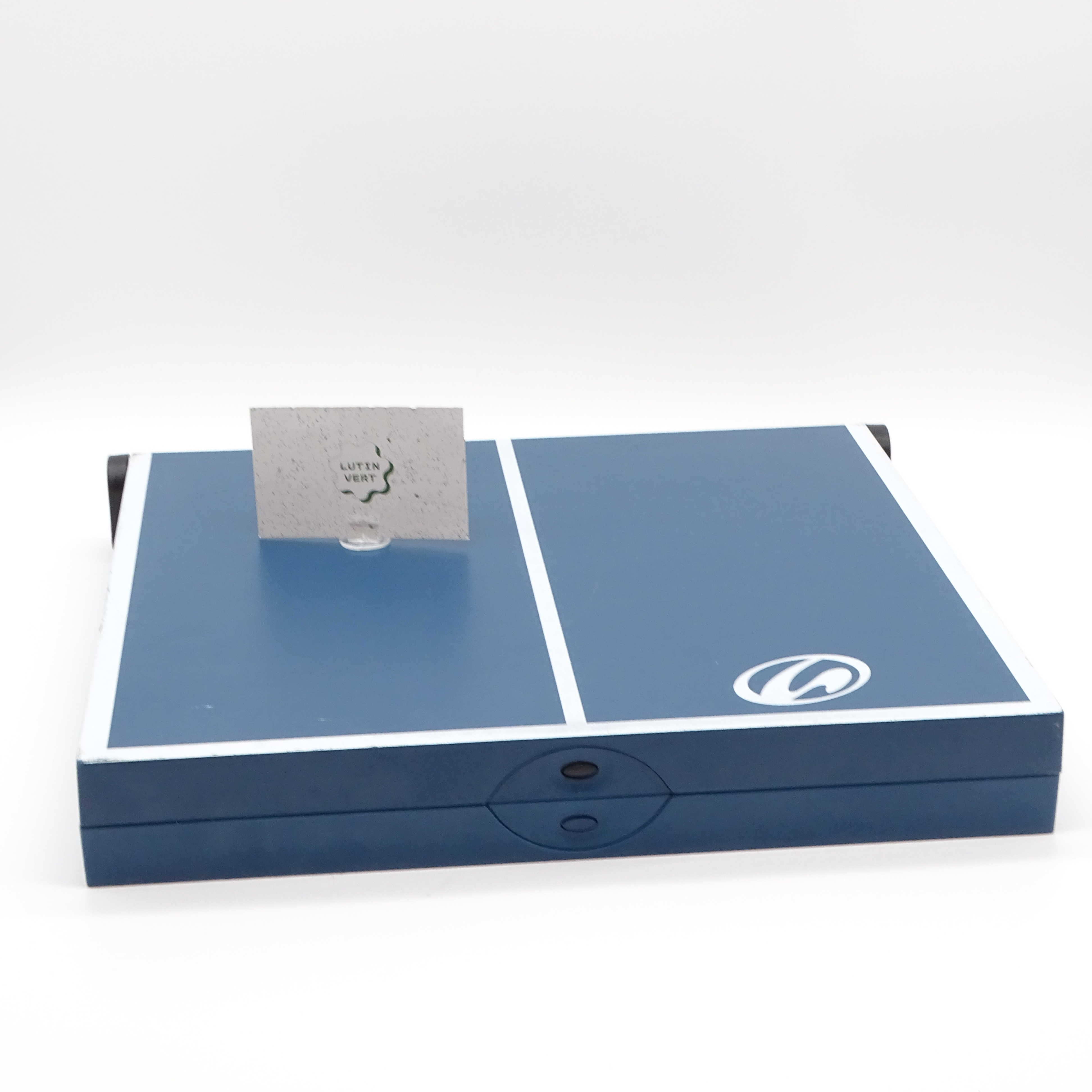 Voir photo 2 de Mini table de ping-pong d'occasion DÉCATHLON - Dès 6 ans | Ref 13962 Mini table de ping-pong d'occasion DÉCATHLON - Dès 6 ans | Ref 13962 Bon état reconditionné photo 2