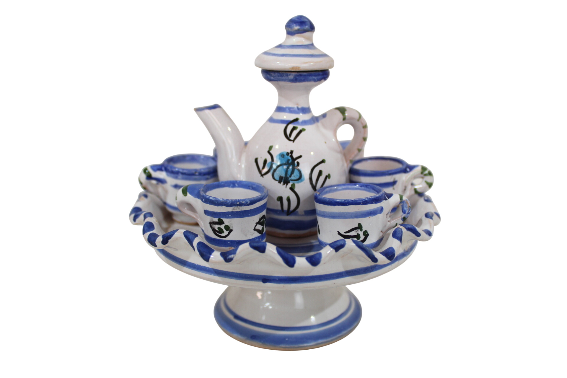 Miniature dinette service à the Tunisien Très bon état - 10,00 € Miniature dinette service à the Tunisien Très bon état reconditionné disponible sur Label Emmaüs