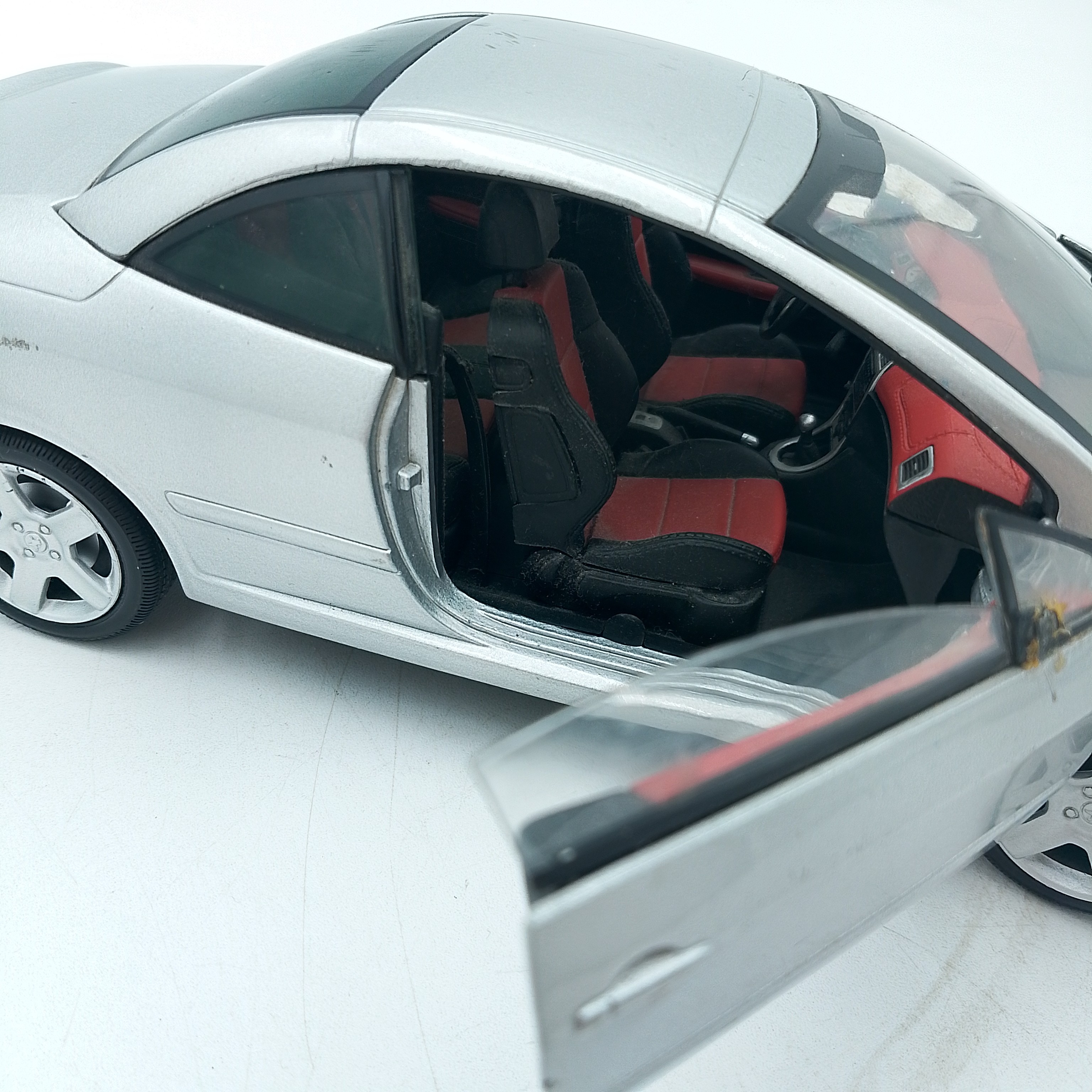 Voir photo 2 de Miniature Peugeot 307 CC -Solido -1:18 Miniature Peugeot 307 CC -Solido -1:18 État correct reconditionné photo 2