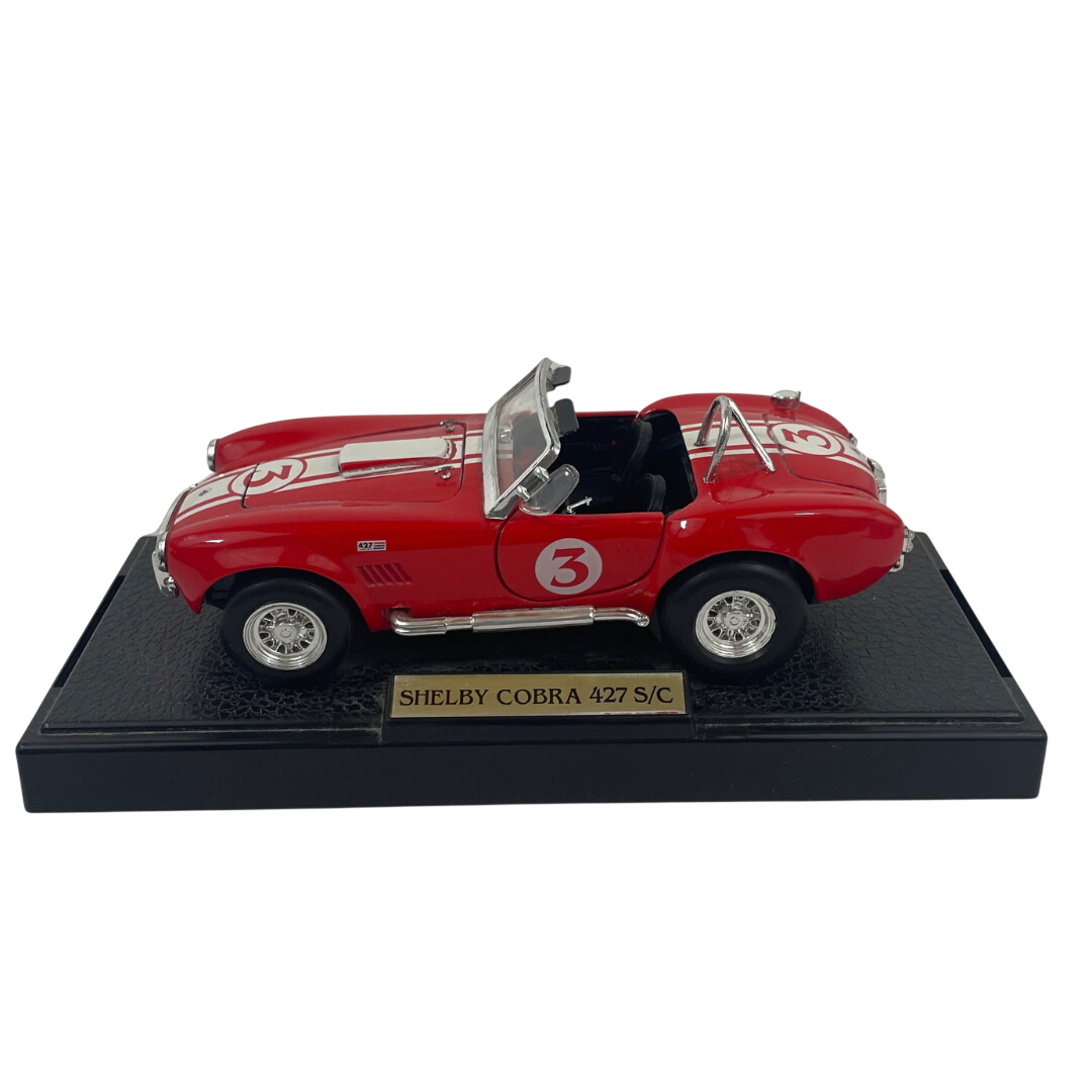 Acheter Miniature Shelby Cobra 427 S/C - Rouge à bandes blanches - Échelle 1/24 Très bon état - 15,00 € Miniature Shelby Cobra 427 S/C - Rouge à bandes blanches - Échelle 1/24 Très bon état reconditionné disponible sur Label Emmaüs
