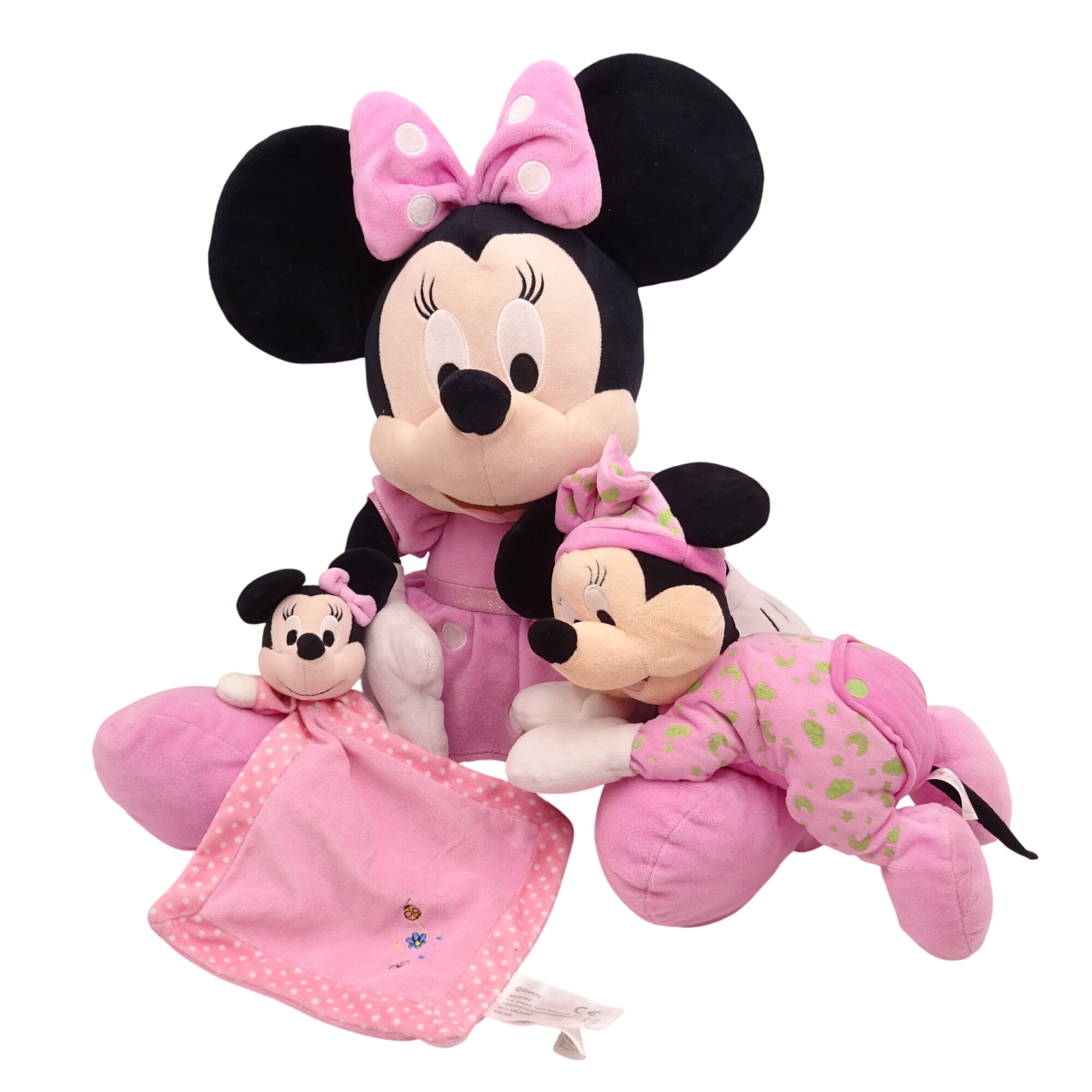 Acheter MINNIE DISNEY Lot de 3 peluches Bon état - 14,00 € MINNIE DISNEY Lot de 3 peluches Bon état reconditionné disponible sur Label Emmaüs