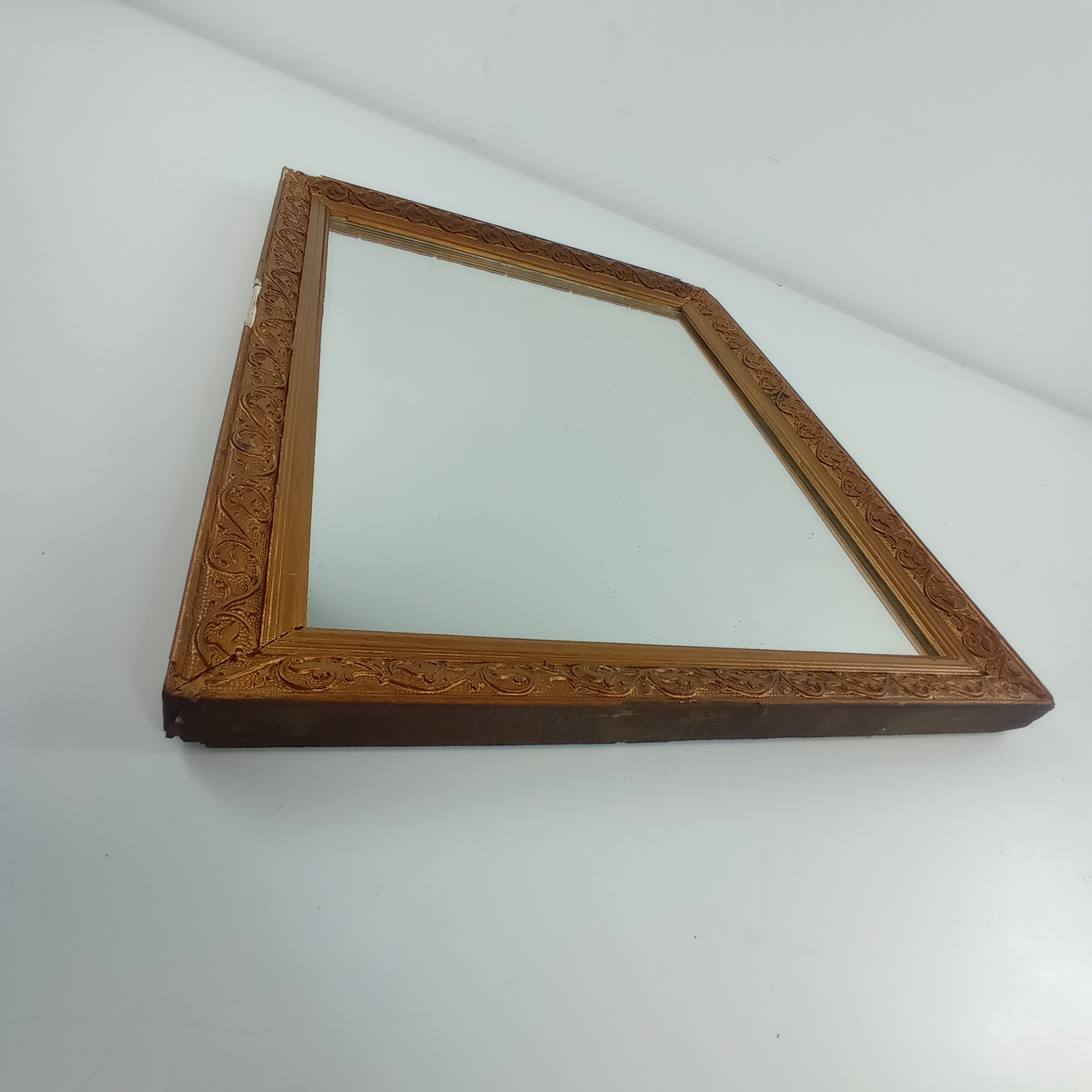 Voir photo 3 de Miroir bois doré Miroir bois doré Bon état reconditionné photo 3
