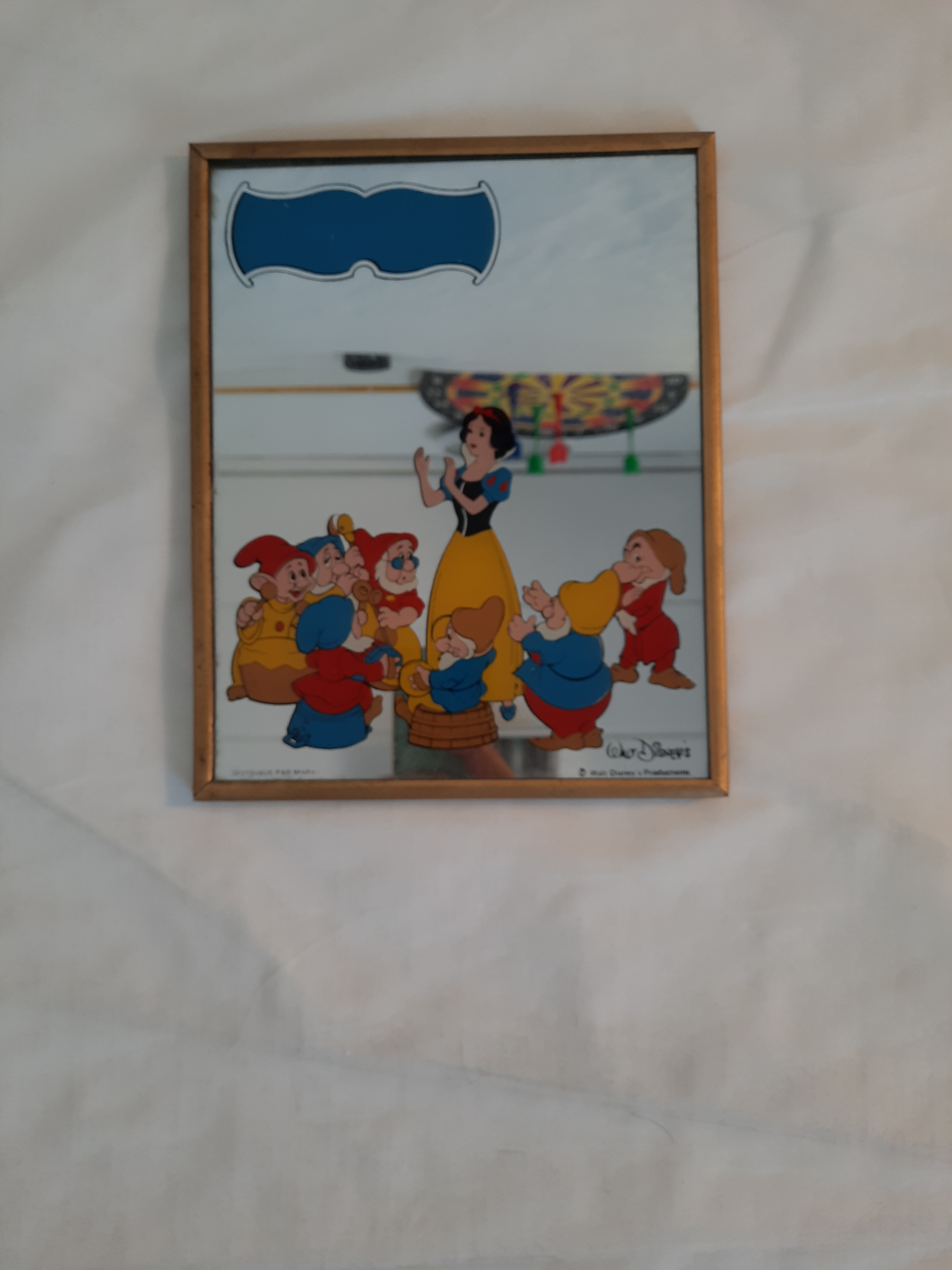 Voir photo 3 de Miroir Disney Blanche neige Miroir Disney Blanche neige État correct reconditionné photo 3