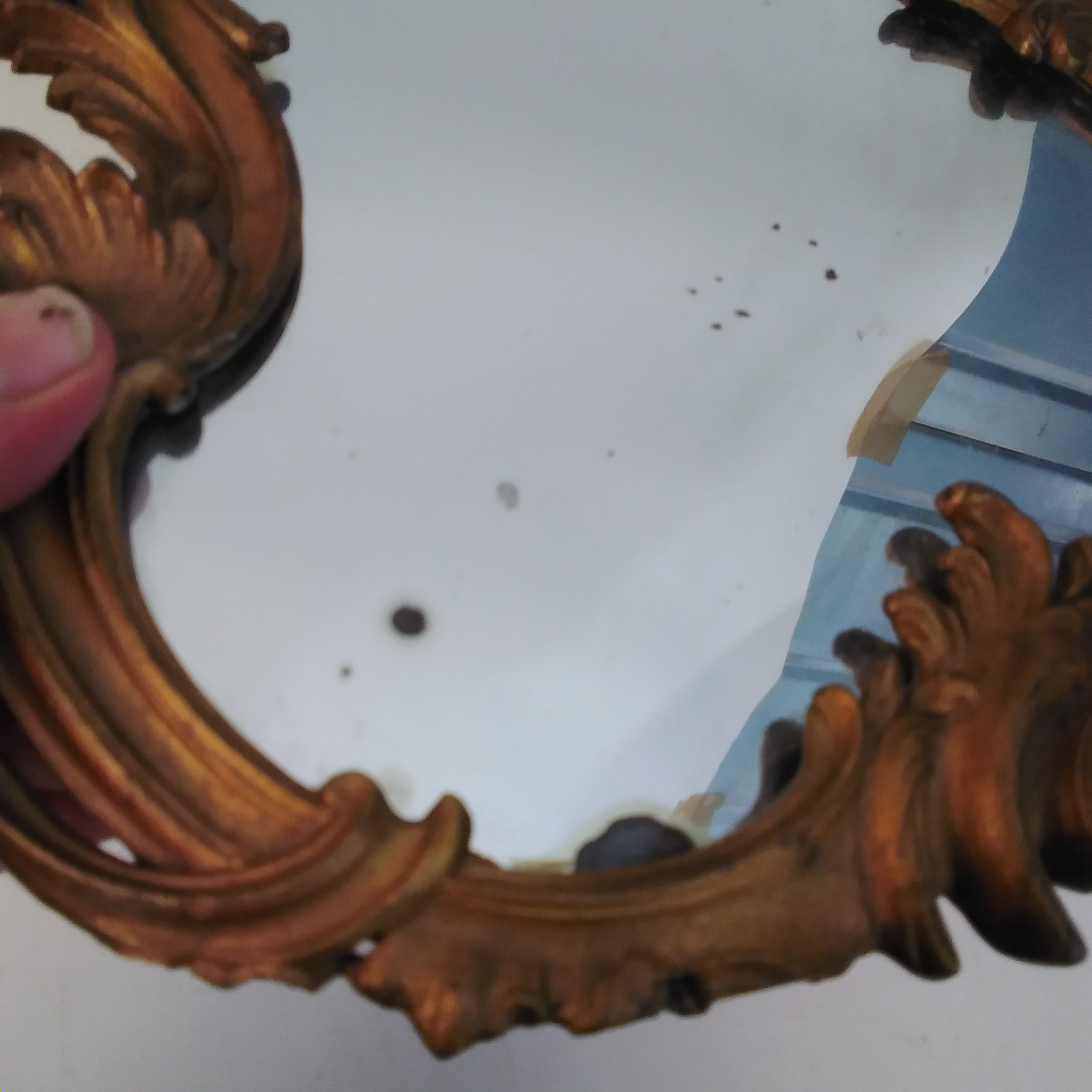 Voir photo 5 de Miroir métal doré - Style Rococo Miroir métal doré - Style Rococo État correct reconditionné photo 5