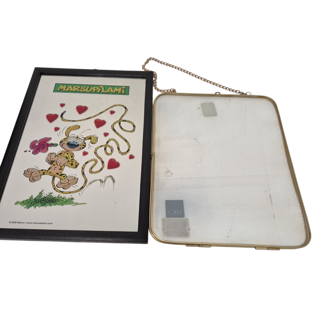 Acheter Miroir + porte photo en verre mural Très bon état - 10,00 € Miroir + porte photo en verre mural Très bon état reconditionné disponible sur Label Emmaüs