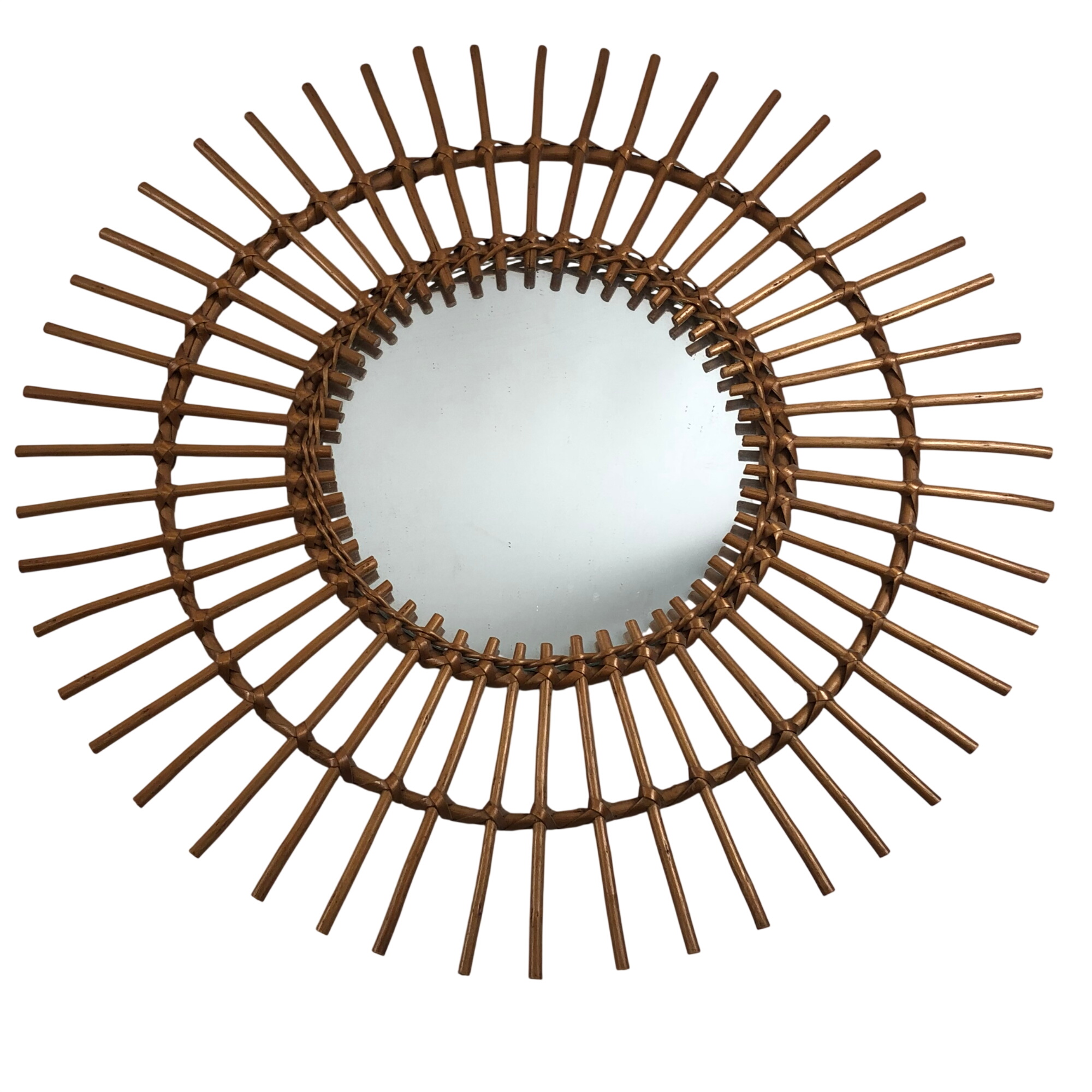 Miroir soleil en rotin État correct - 40,00 € Miroir soleil en rotin État correct reconditionné disponible sur Label Emmaüs