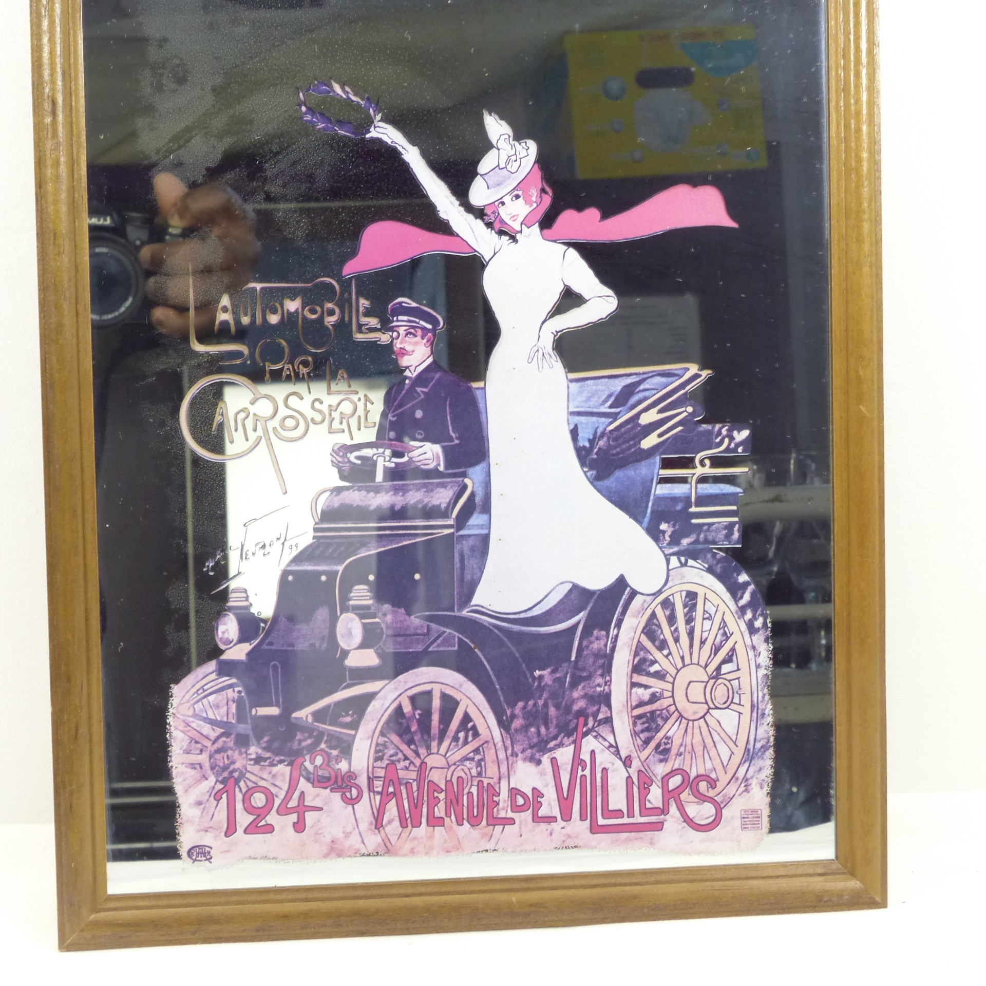 Voir photo 4 de Miroir vintage sérigraphié représentant Guiet et Cie - Maurice Neumont Miroir vintage sérigraphié représentant Guiet et Cie - Maurice Neumont Bon état reconditionné photo 4