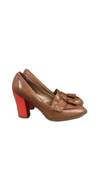 Acheter Mocassin à talons - 25,00 € Mocassin à talons Mellow Yellow reconditionné disponible sur Claquettes Market