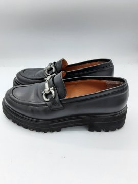mocassin Bottina noir de seconde main - 25,00 € mocassin Bottina noir de seconde main N/A reconditionné disponible sur Claquettes Market