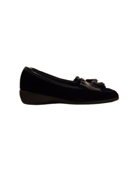 Mocassin cuir velours marine SUNDROPS T40 de seconde main - 20,00 € Mocassin cuir velours marine SUNDROPS T40 de seconde main reconditionné disponible sur Claquettes Market