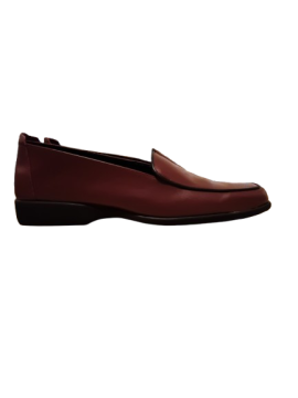 Acheter Mocassin rouge bordeaux compensée TOUT SOUPLEMENT T39 de seconde main - 15,00 € Mocassin rouge bordeaux compensée TOUT SOUPLEMENT T39 de seconde main reconditionné disponible sur Claquettes Market