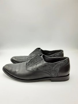 Acheter Mocassins eram noirs de seconde main - 20,00 € Mocassins eram noirs de seconde main Eram reconditionné disponible sur Claquettes Market