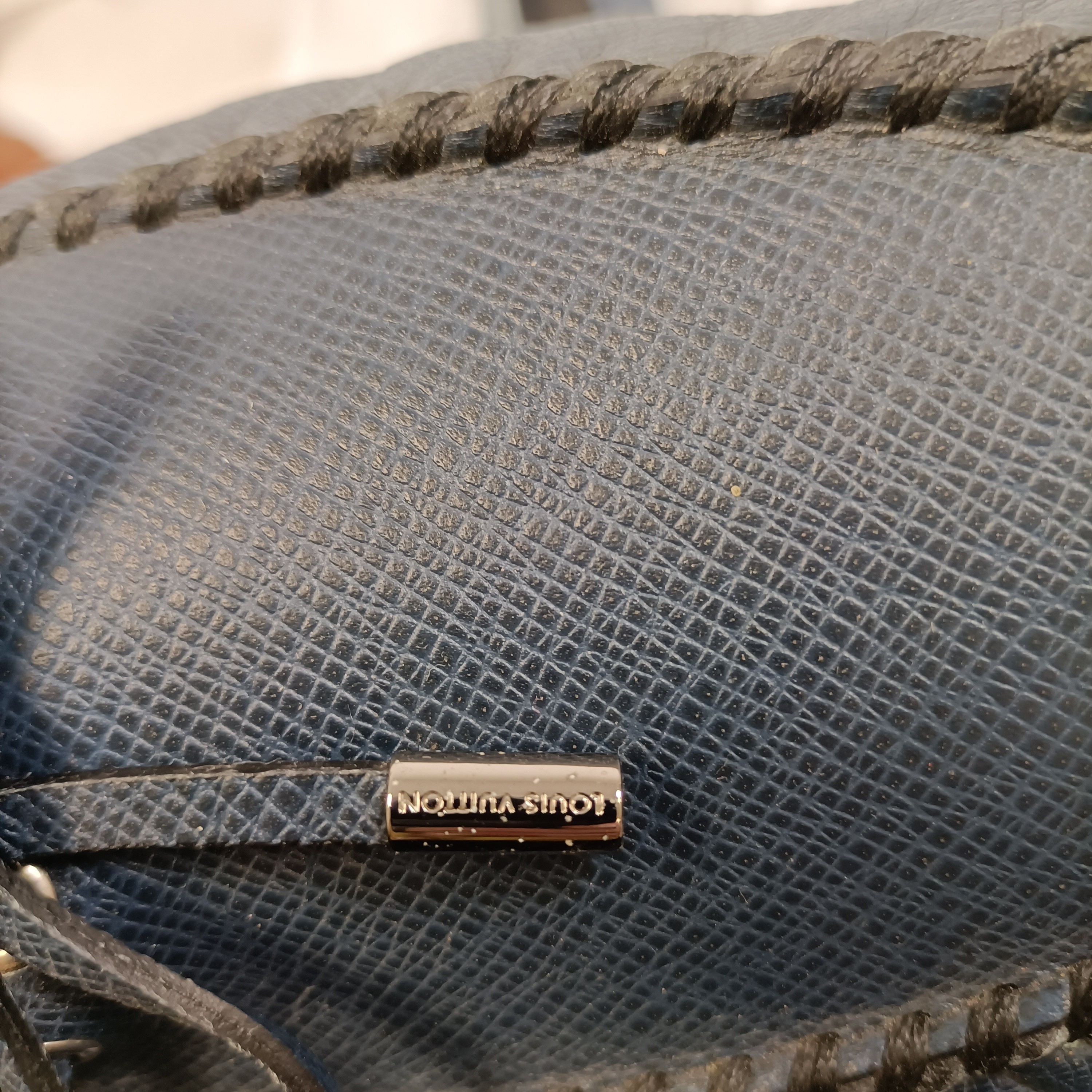 Voir photo 7 de Mocassins Louis Vuitton Hockenheim bleu cuir grainé homme Mocassins Louis Vuitton Hockenheim bleu cuir grainé homme Parfait état reconditionné photo 7