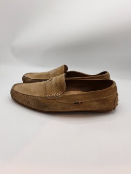 Mocassins TOMMY HILFIGER beiges de seconde main Bon état - 10,00 € Mocassins TOMMY HILFIGER beiges de seconde main Bon état Tommy Hilfiger reconditionné disponible sur Claquettes Market